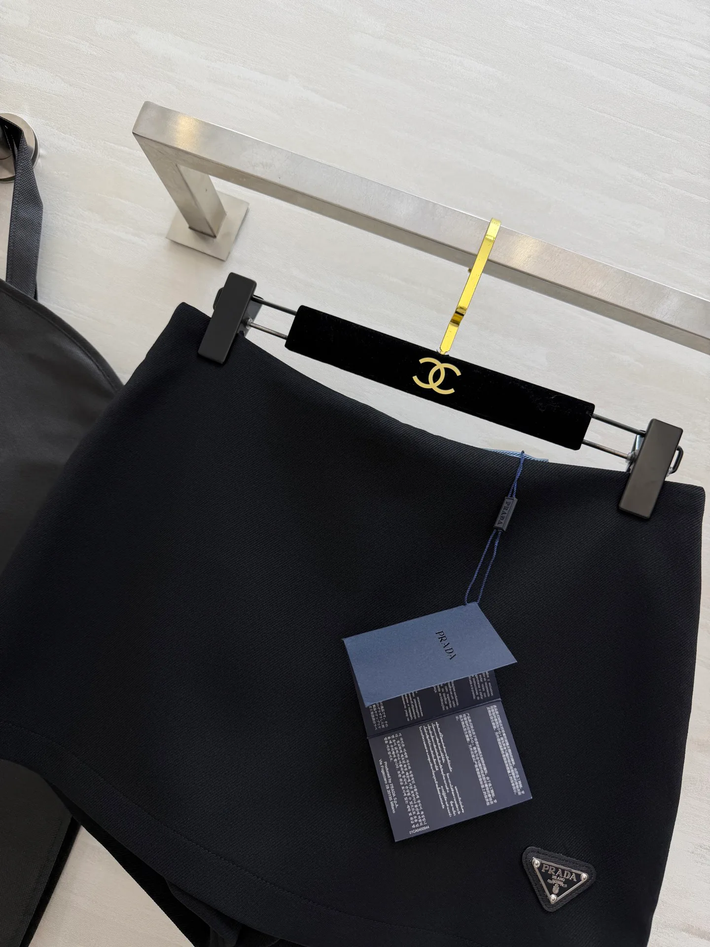 Шорты Женские Prada 11568010