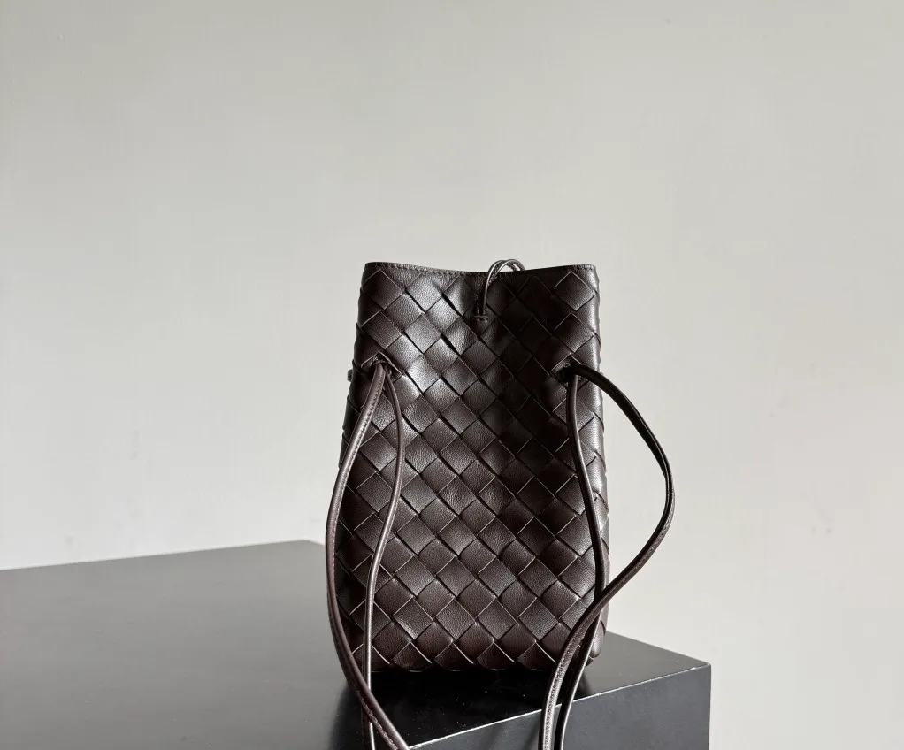 Сумки На Ремне Женские Bottega Veneta 11978390