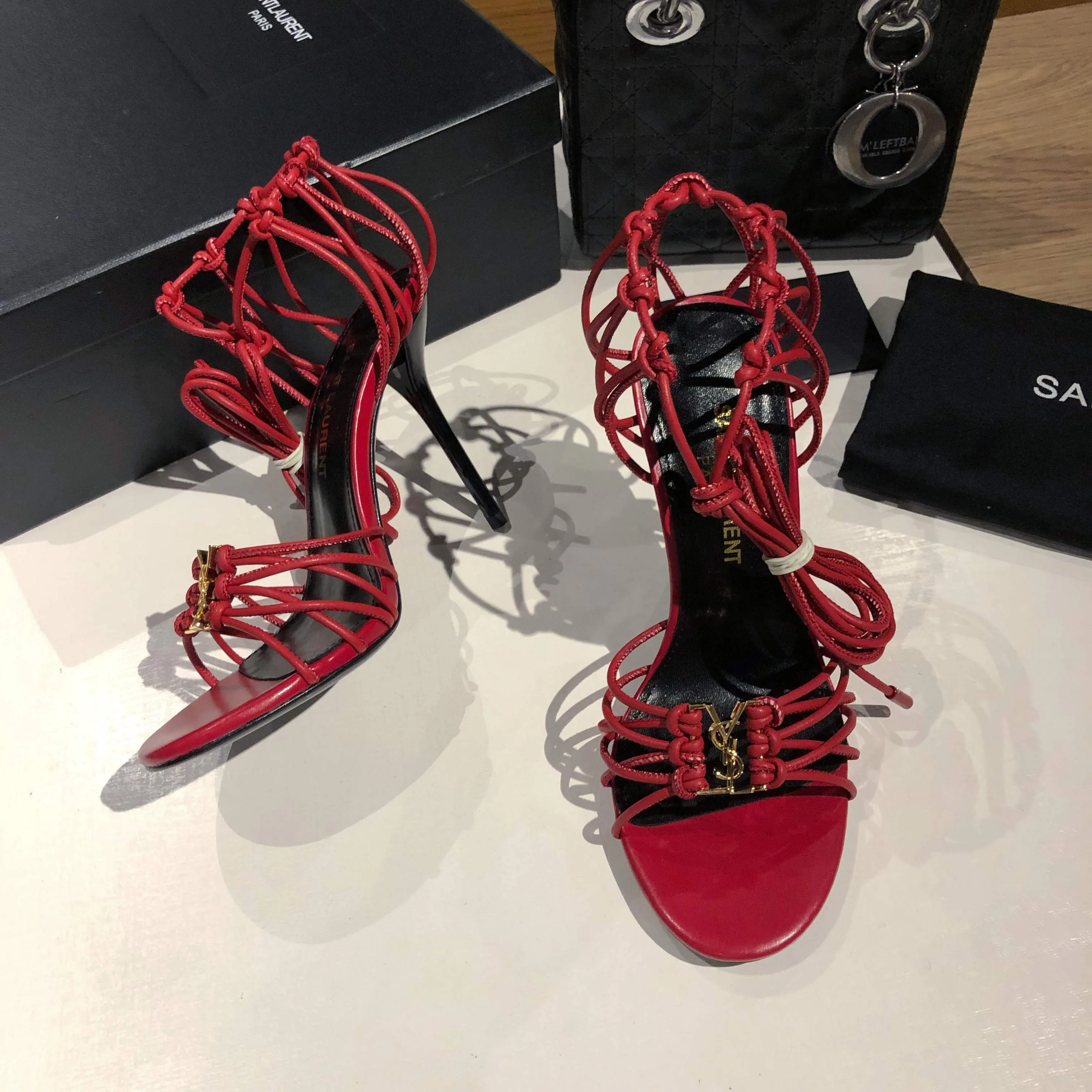 Босоножки Женские Saint Laurent 35775