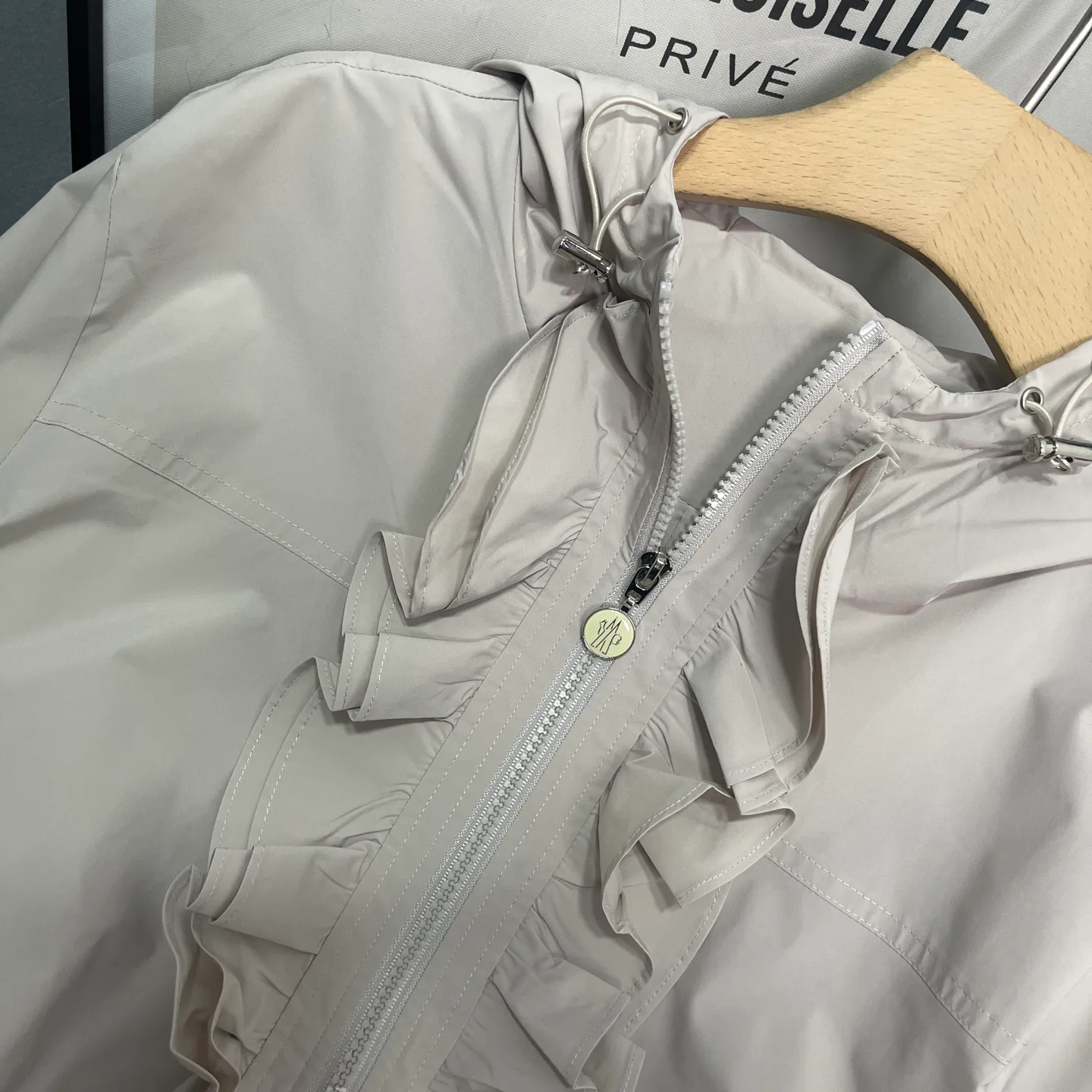 Куртки И Пуховики Женские Moncler 11520224