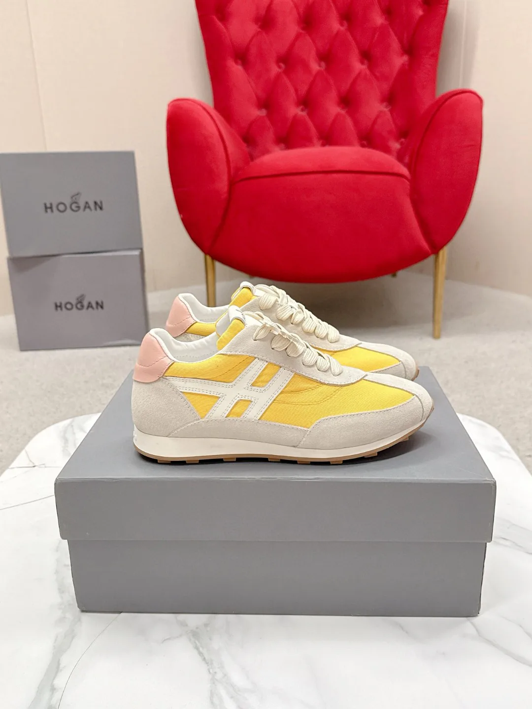 Кроссовки Женские Hogan 13077335