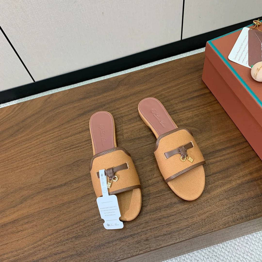 Сандалии Женские Loro Piana 11909784
