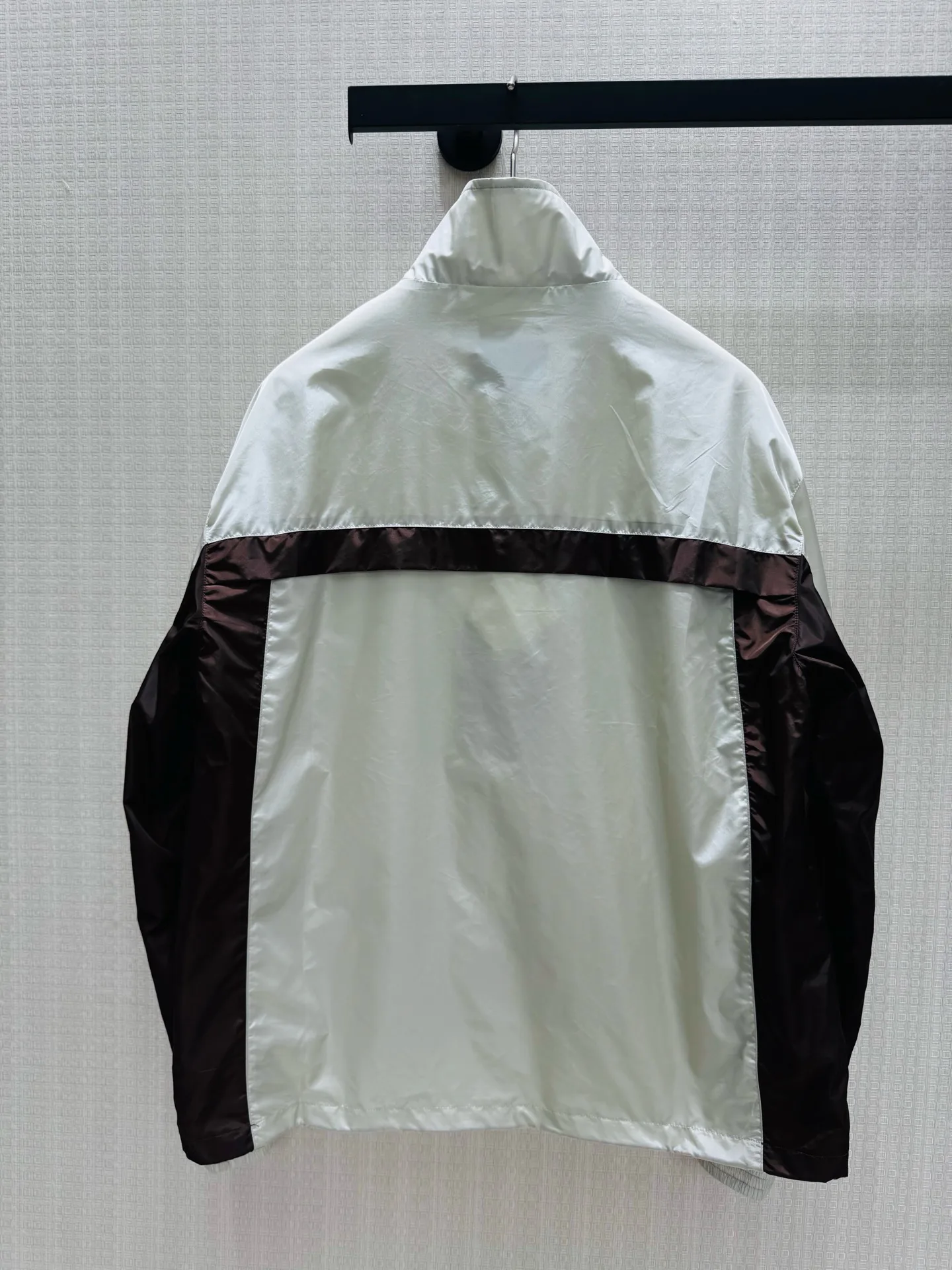 Куртки И Пуховики Женские Prada 18204517