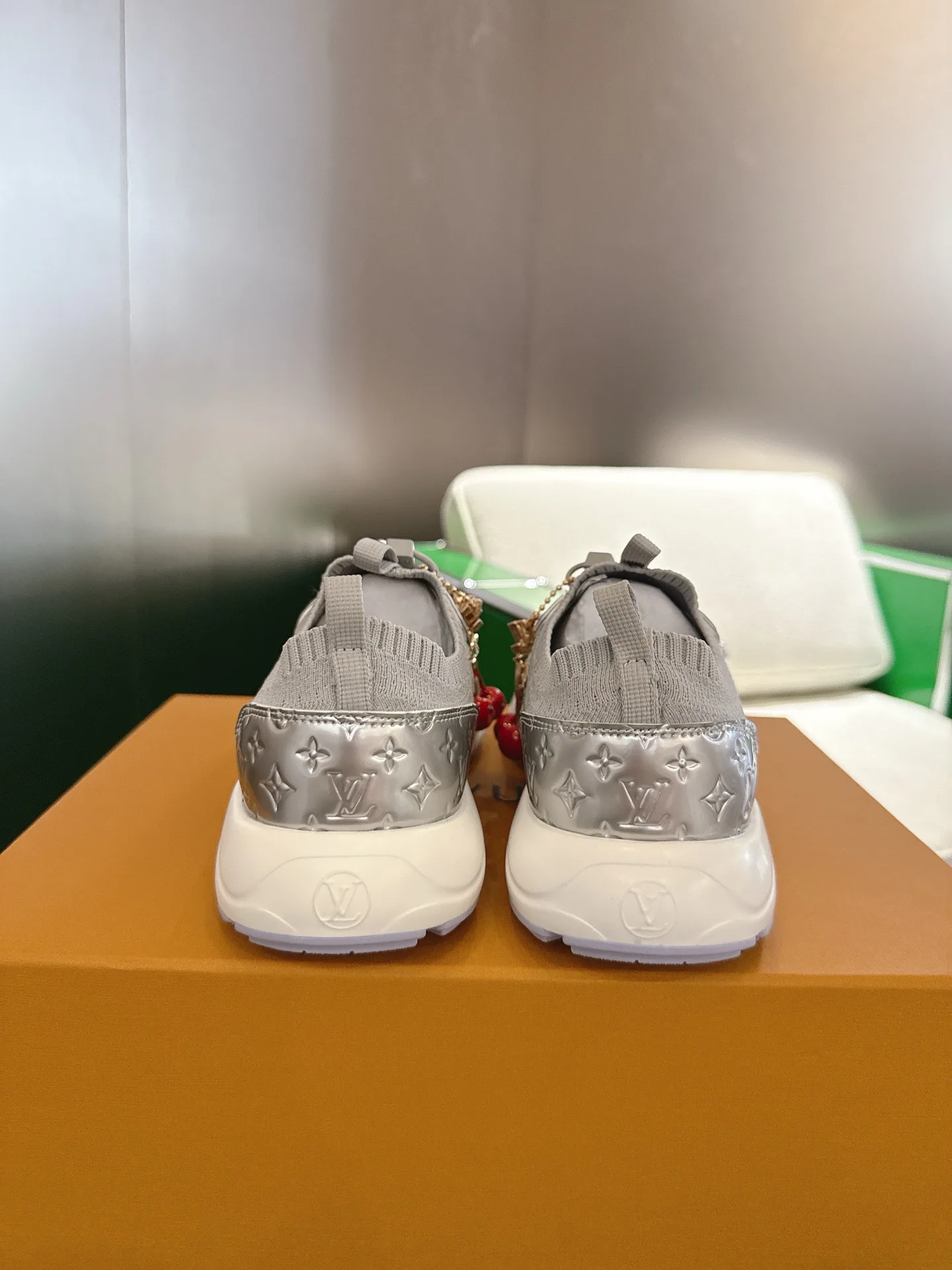 Кроссовки Женские Louis Vuitton 94619