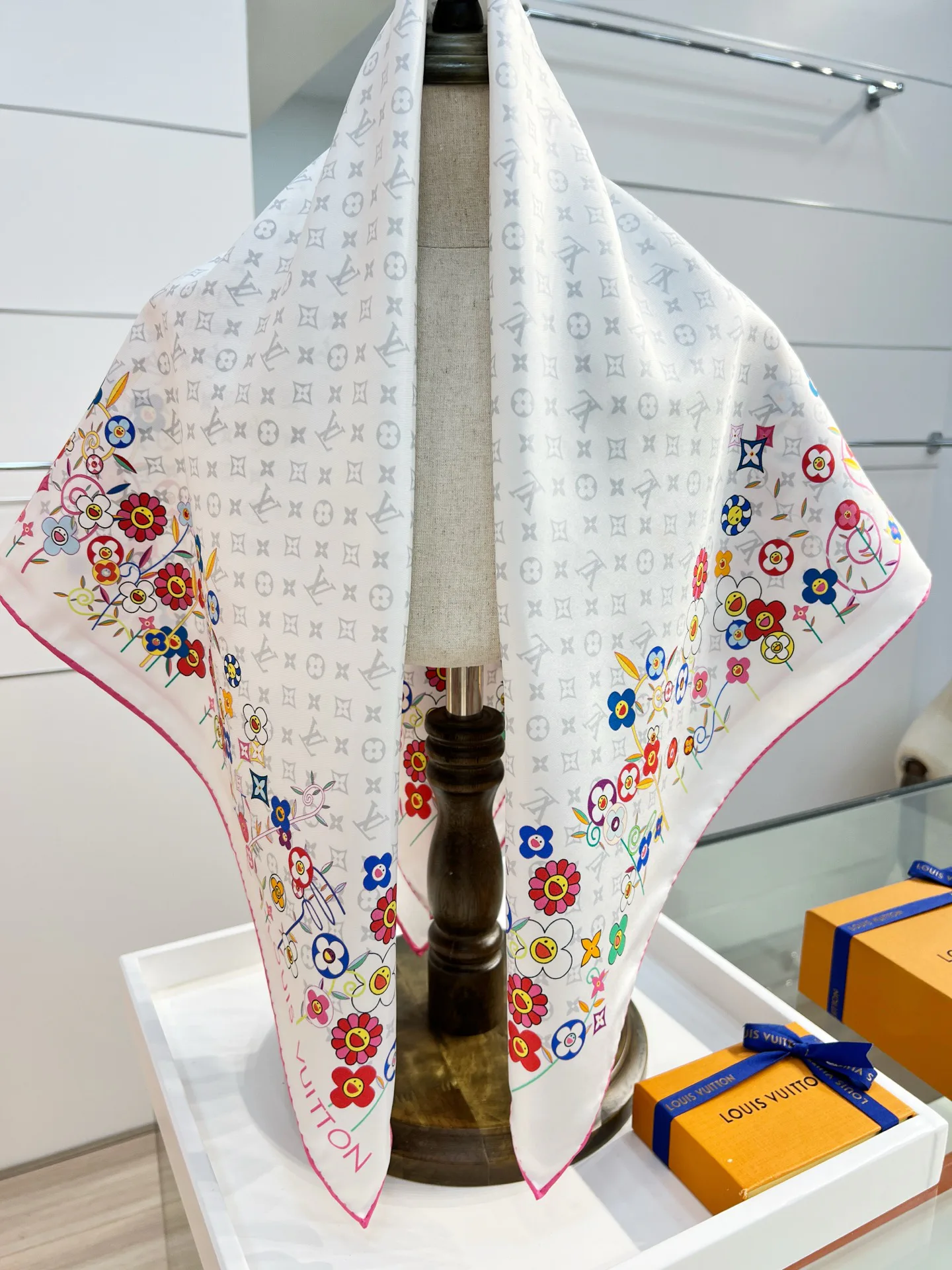 Платки Louis Vuitton 453524