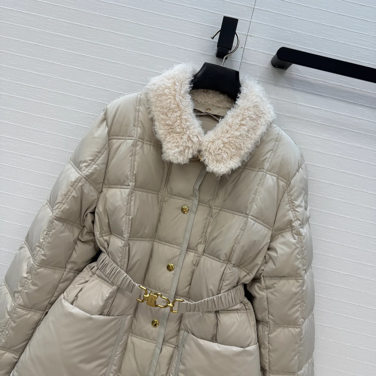 Куртки И Пуховики Женские Moncler 17944642