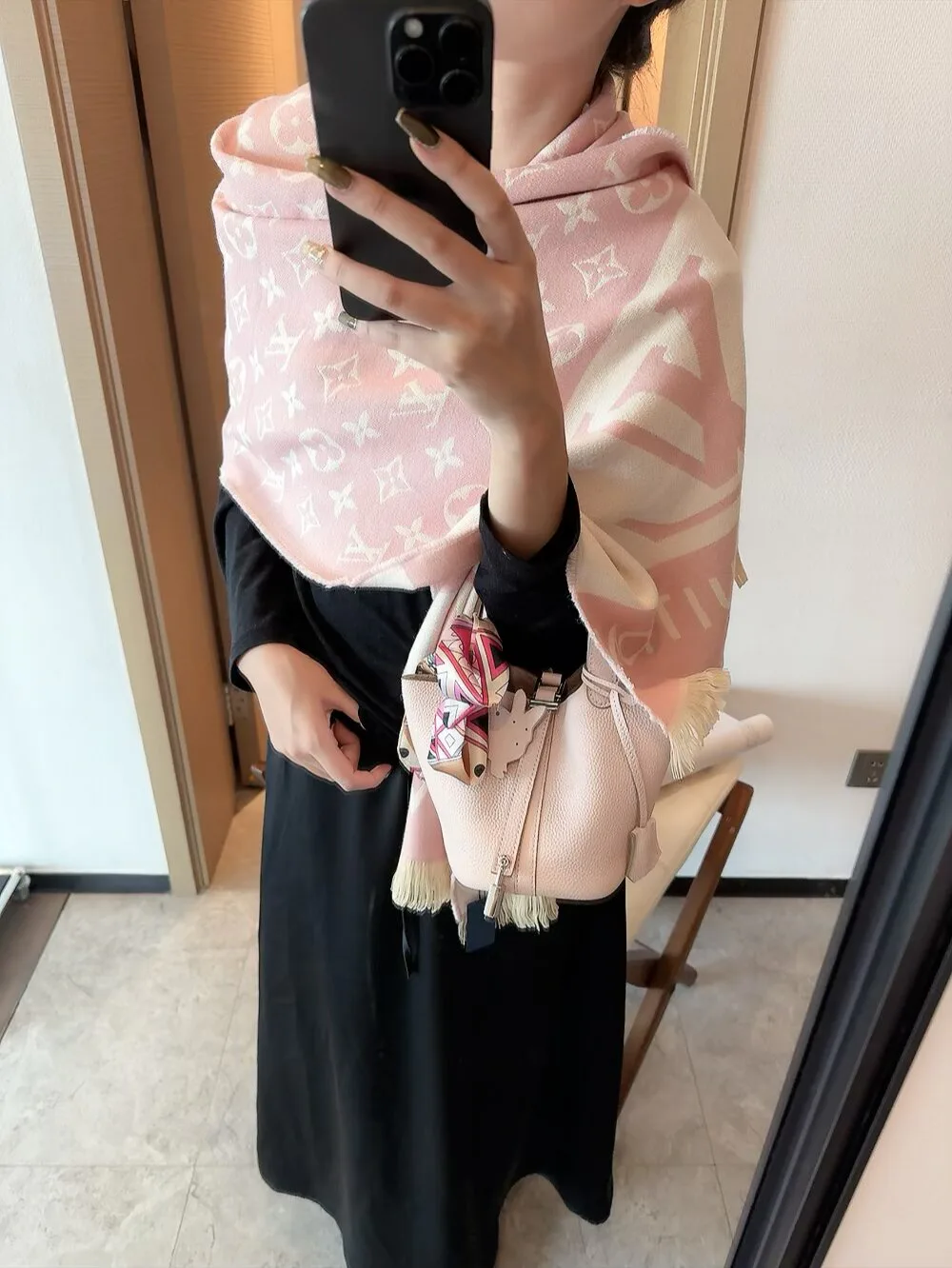 Шарфы Louis Vuitton 91020