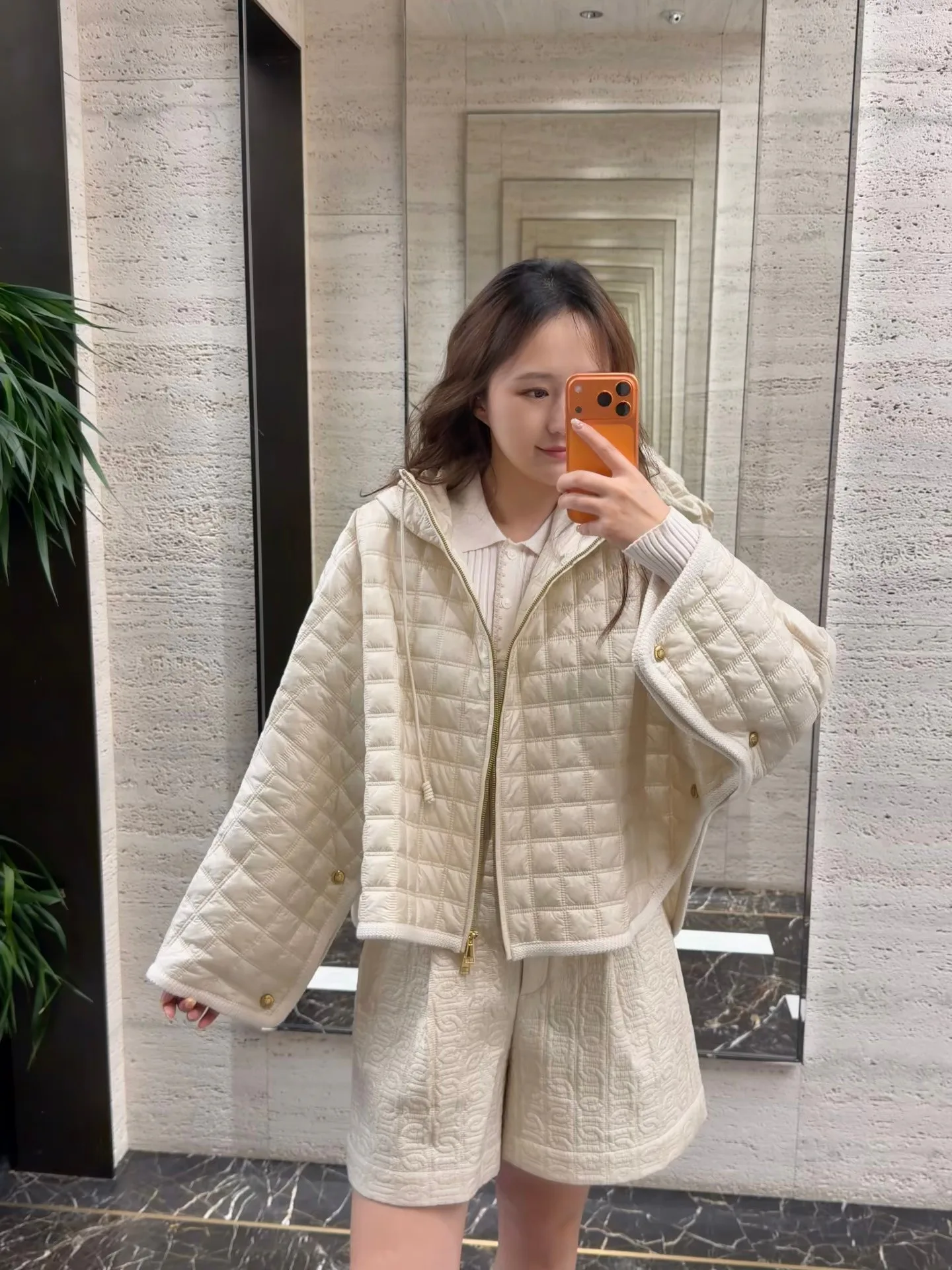 Куртки И Пуховики Женские Moncler 18044529