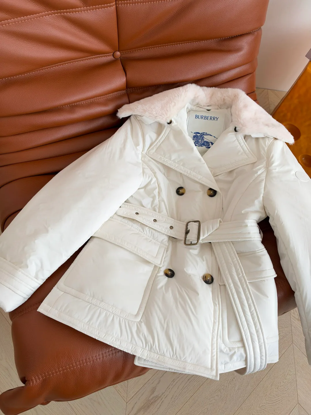 Куртки И Пуховики Женские Burberry 19809743