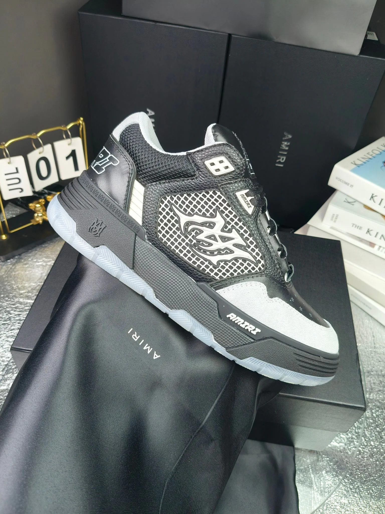 Кроссовки Мужские Amiri 17182676
