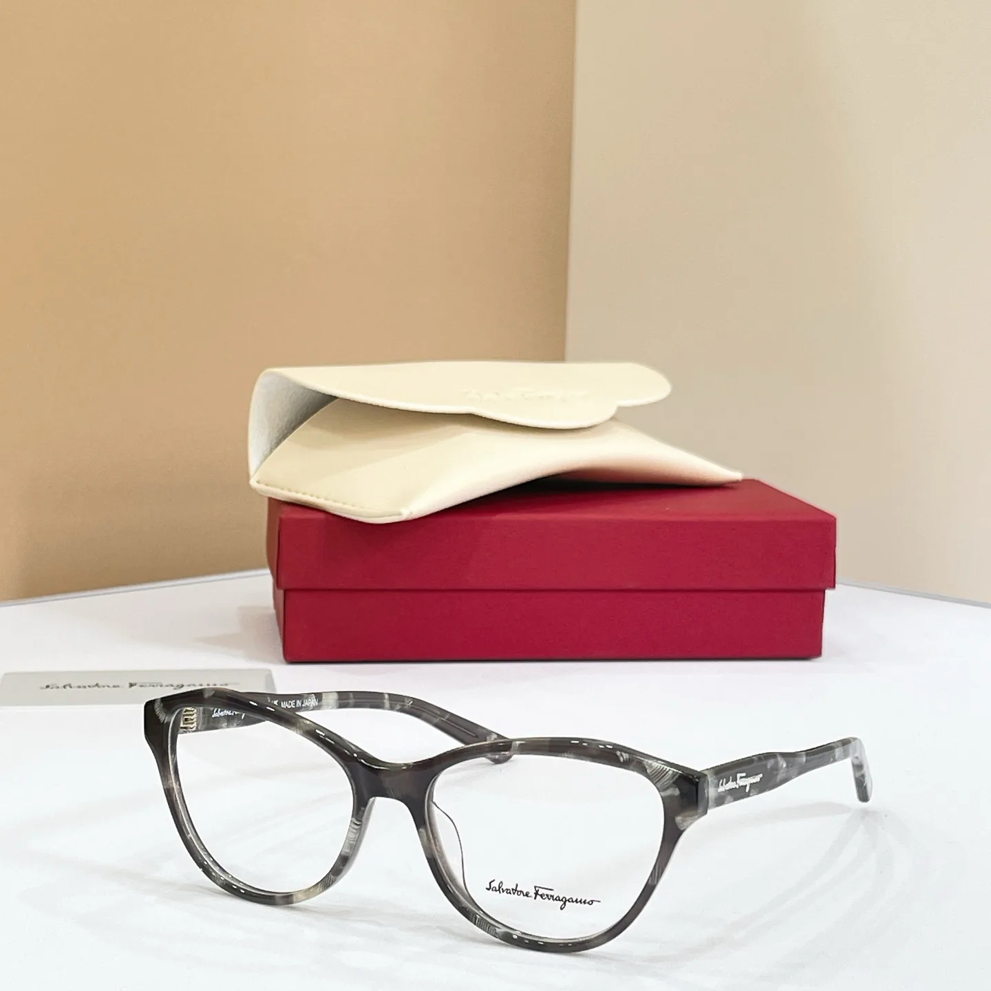 Очки Salvatore Ferragamo 17381287