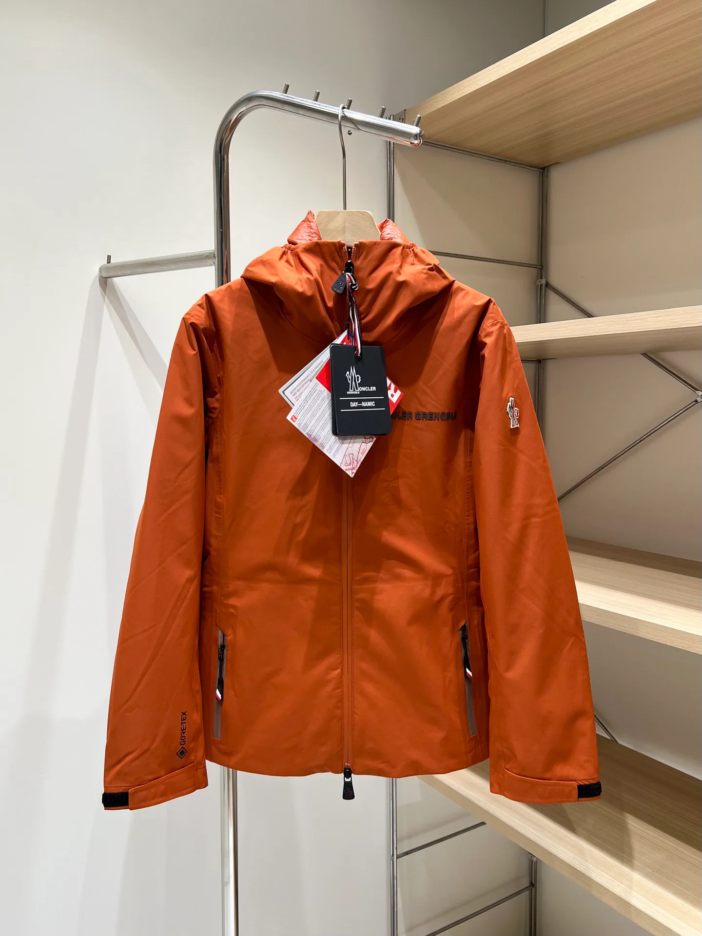 Куртки И Пуховики Женские Moncler 18131362