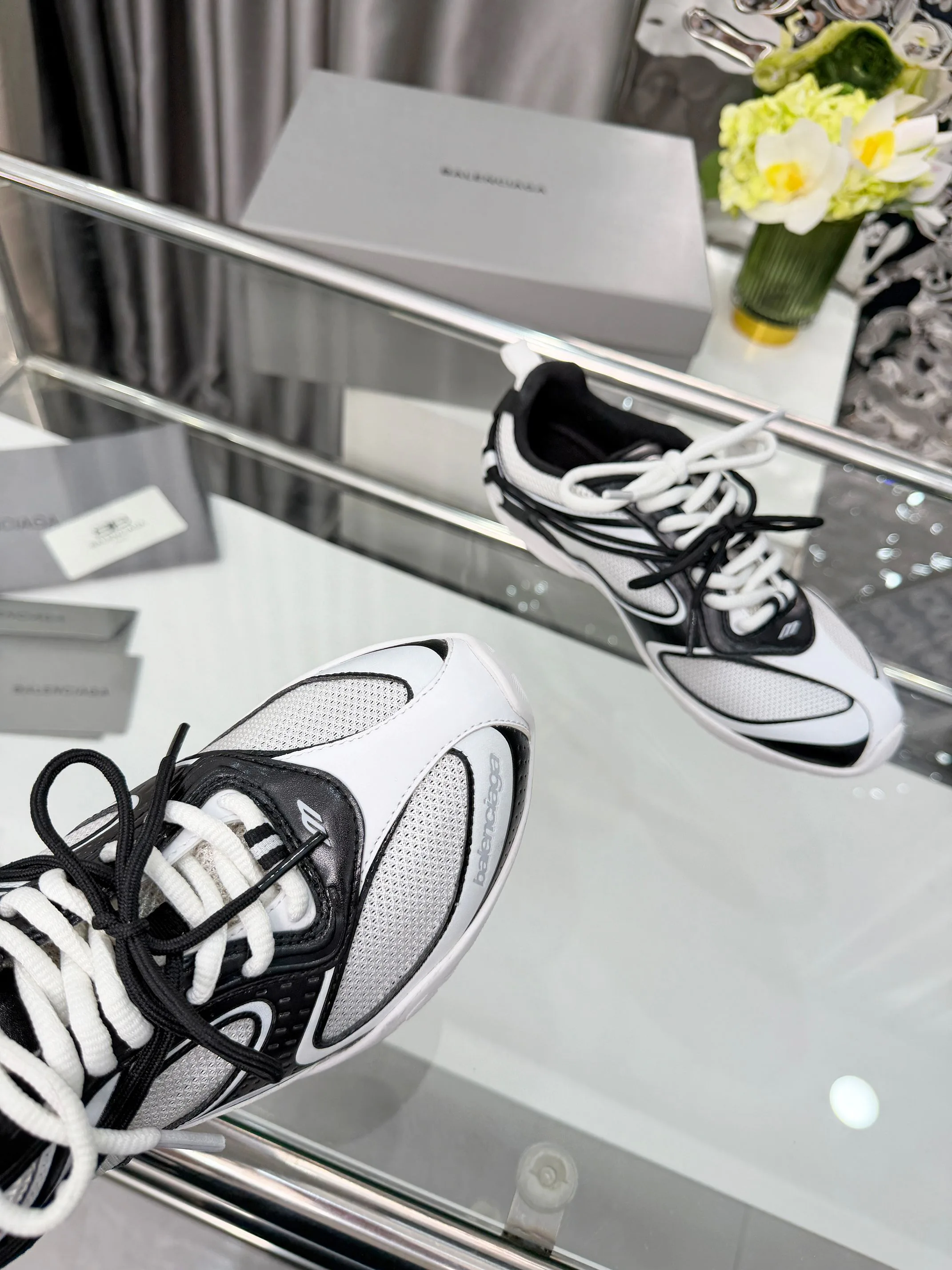 Кроссовки Женские Balenciaga 13080102