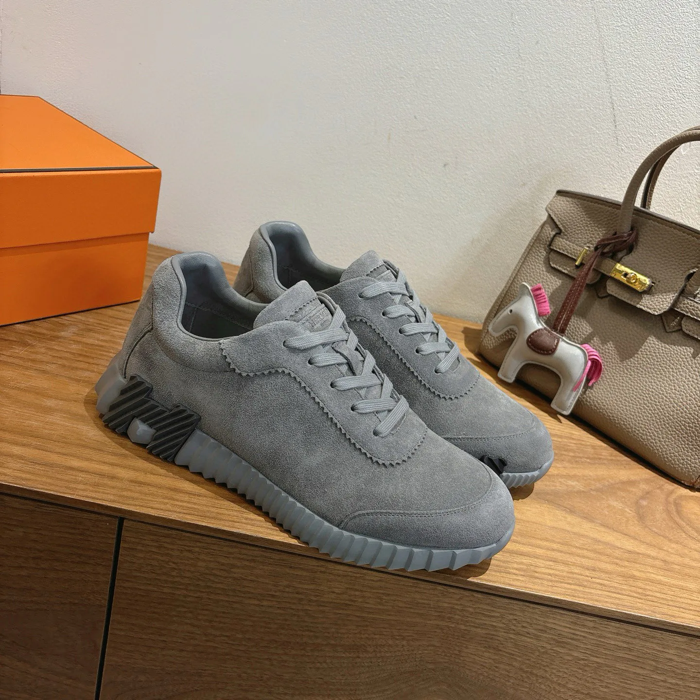 Кроссовки Женские Hermes 9915029