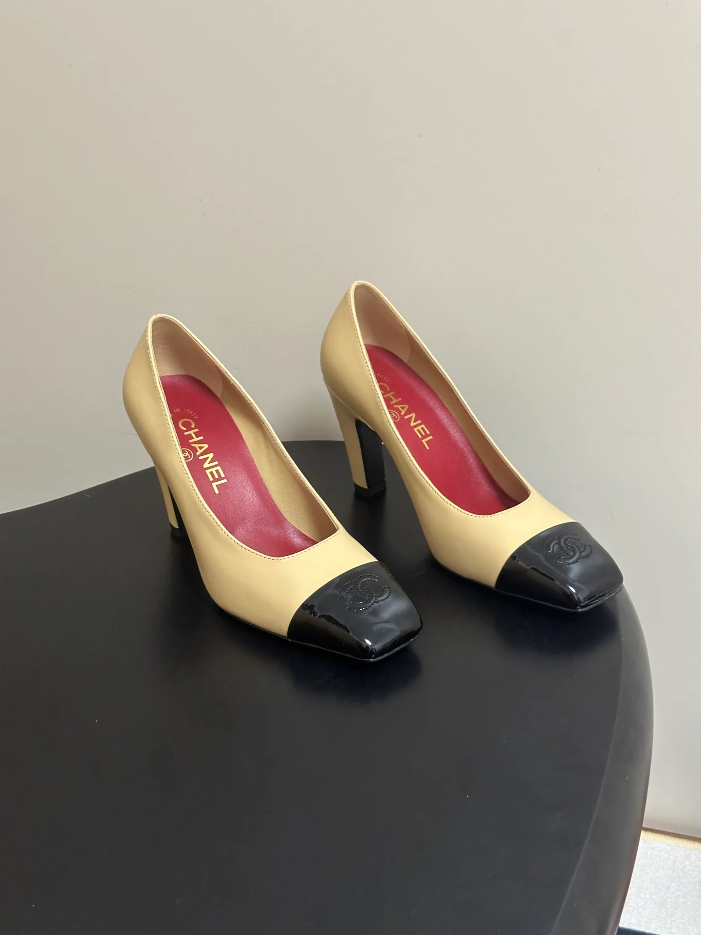 Туфли Женские Chanel 18049720