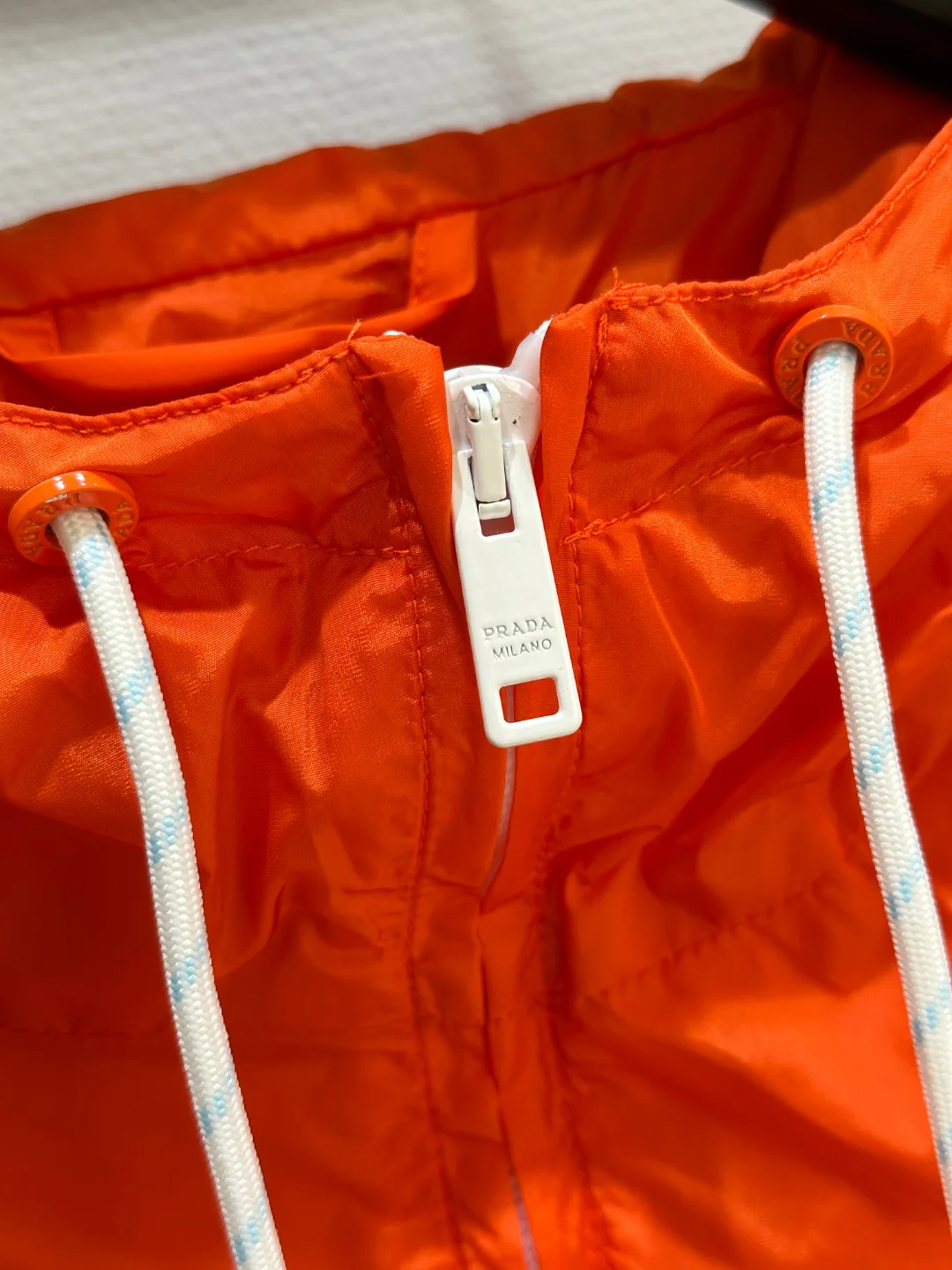 Куртки Женские Prada 26563