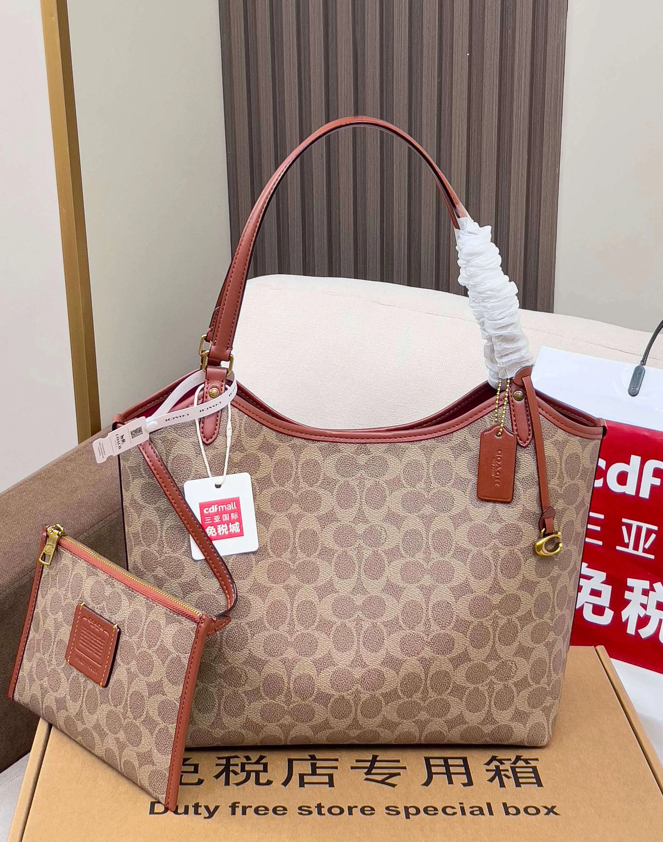 Классические Сумки Женские Coach 5063934