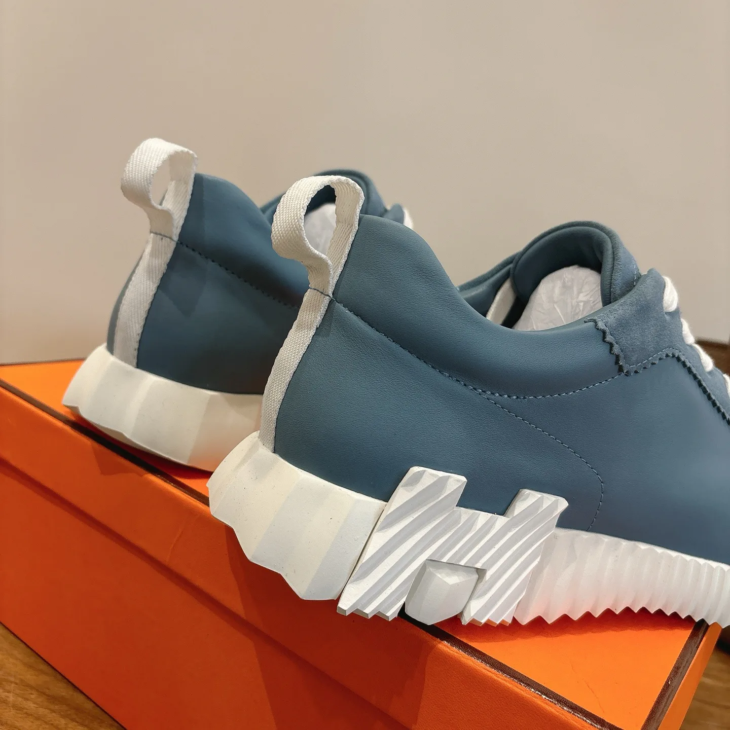Кроссовки Женские Hermes 4214503