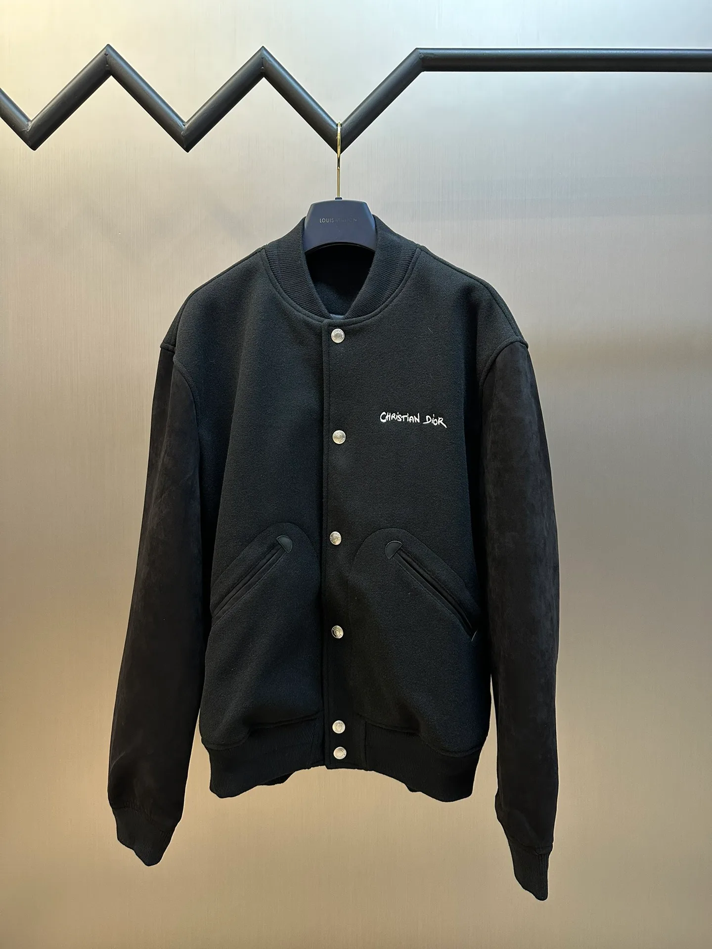 Куртки И Пуховики Женские Christian Dior 212675