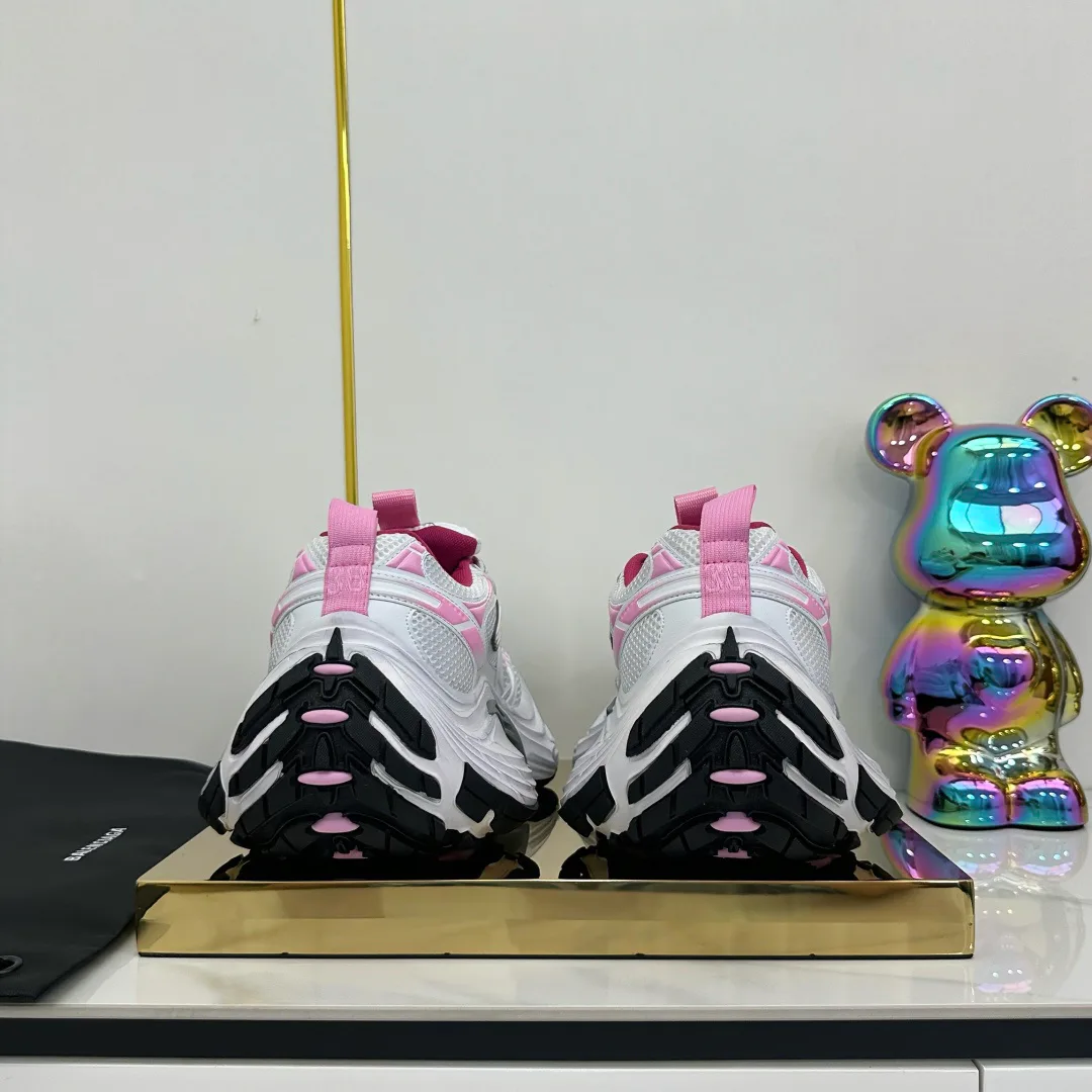 Кроссовки Женские Balenciaga 11567670