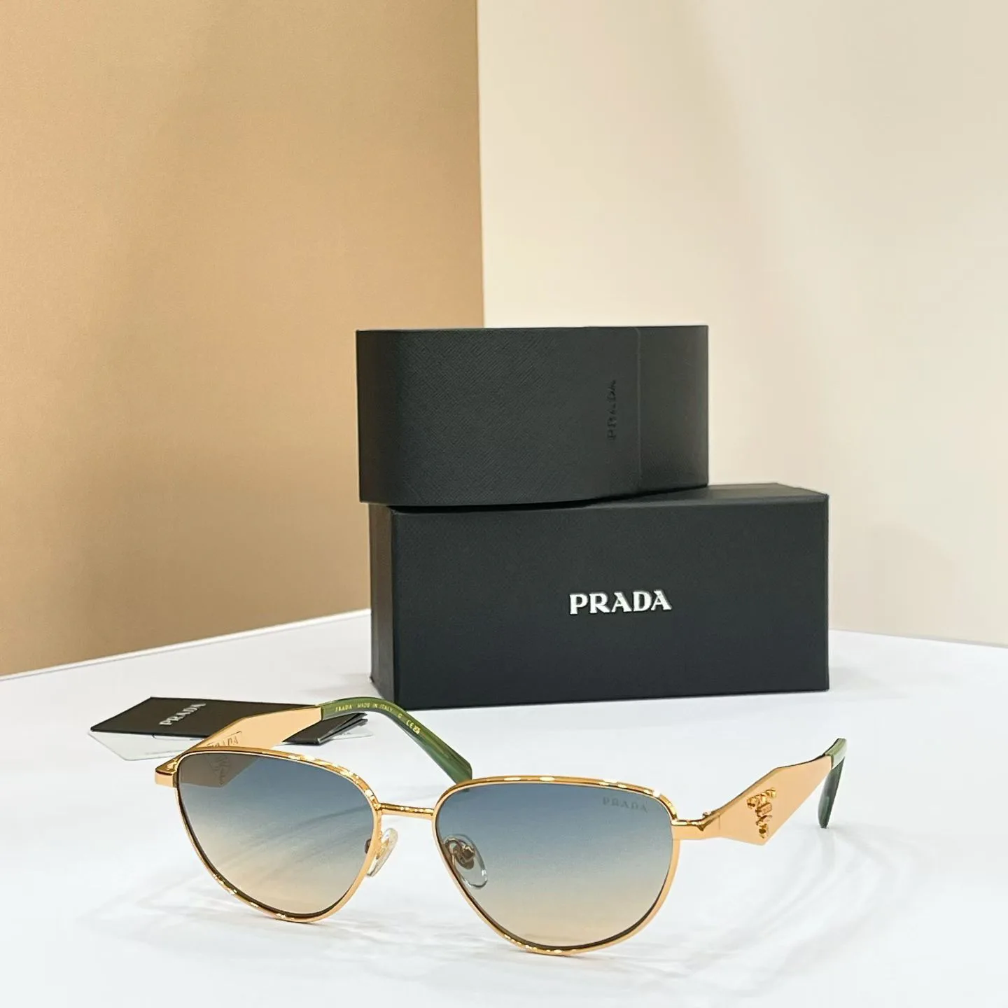 Очки Prada 17546266