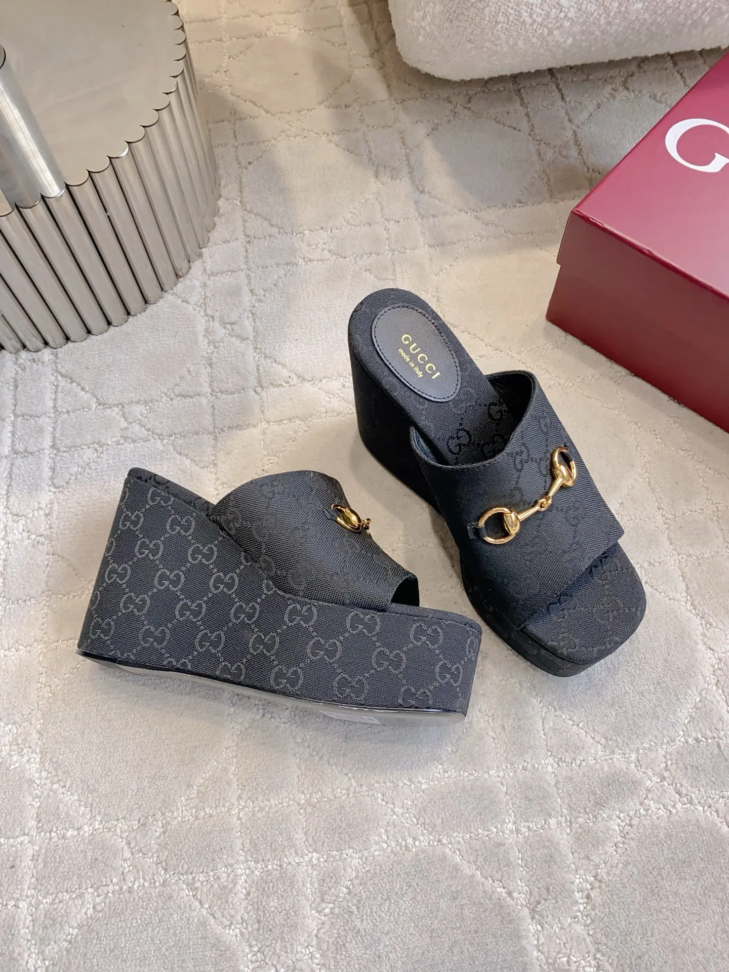 Сандалии Женские Gucci 11204406
