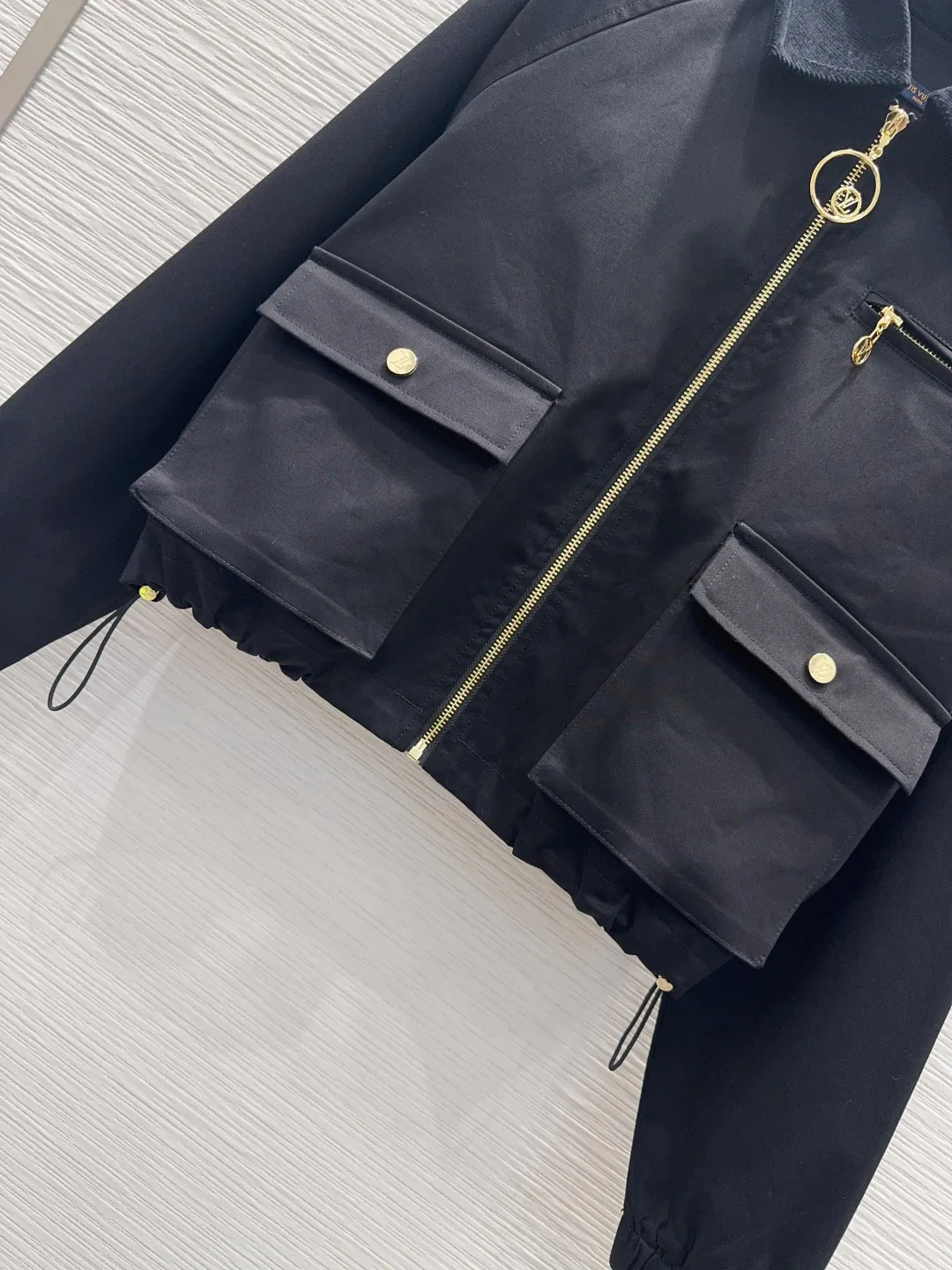 Куртки И Пуховики Женские Louis Vuitton 19284162