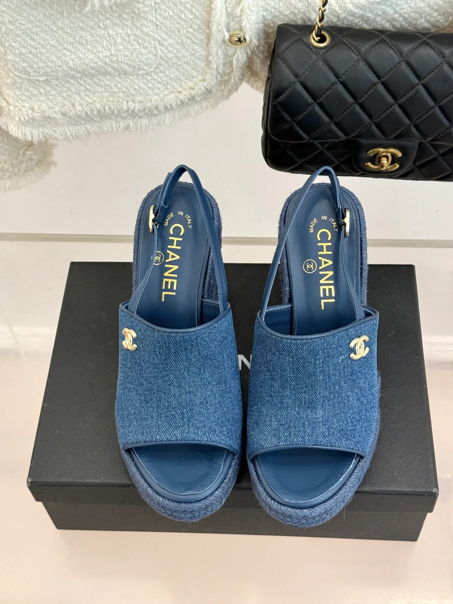Босоножки Женские Chanel 11899513