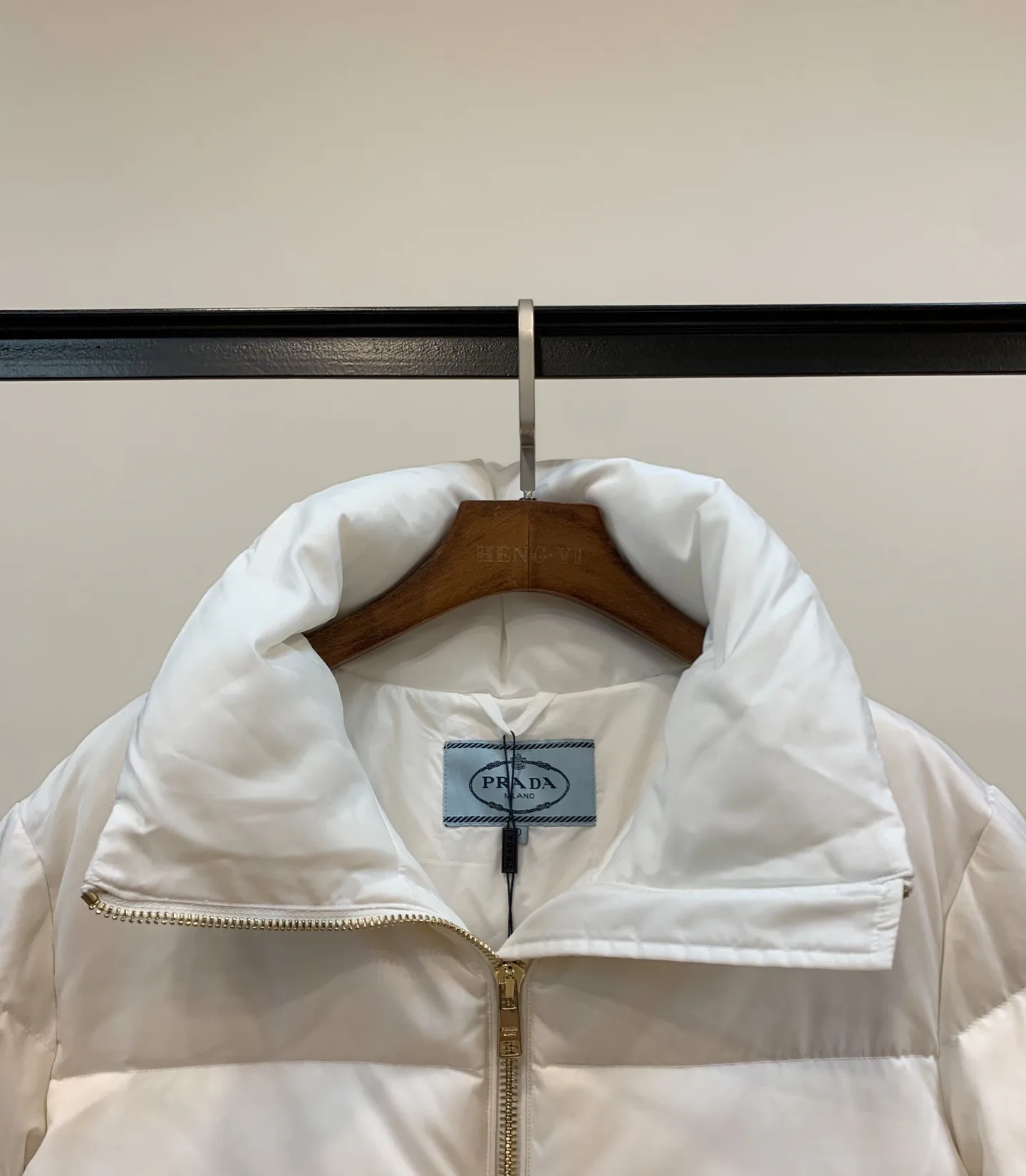 Куртки И Пуховики Женские Prada 497009