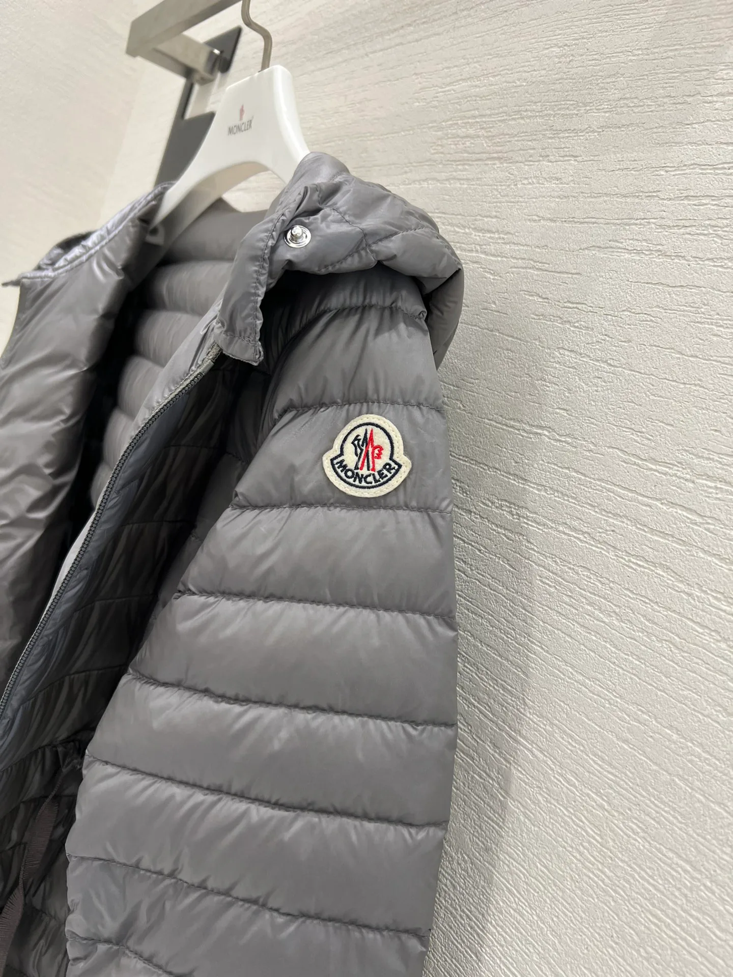Куртки И Пуховики Женские Moncler 18712247