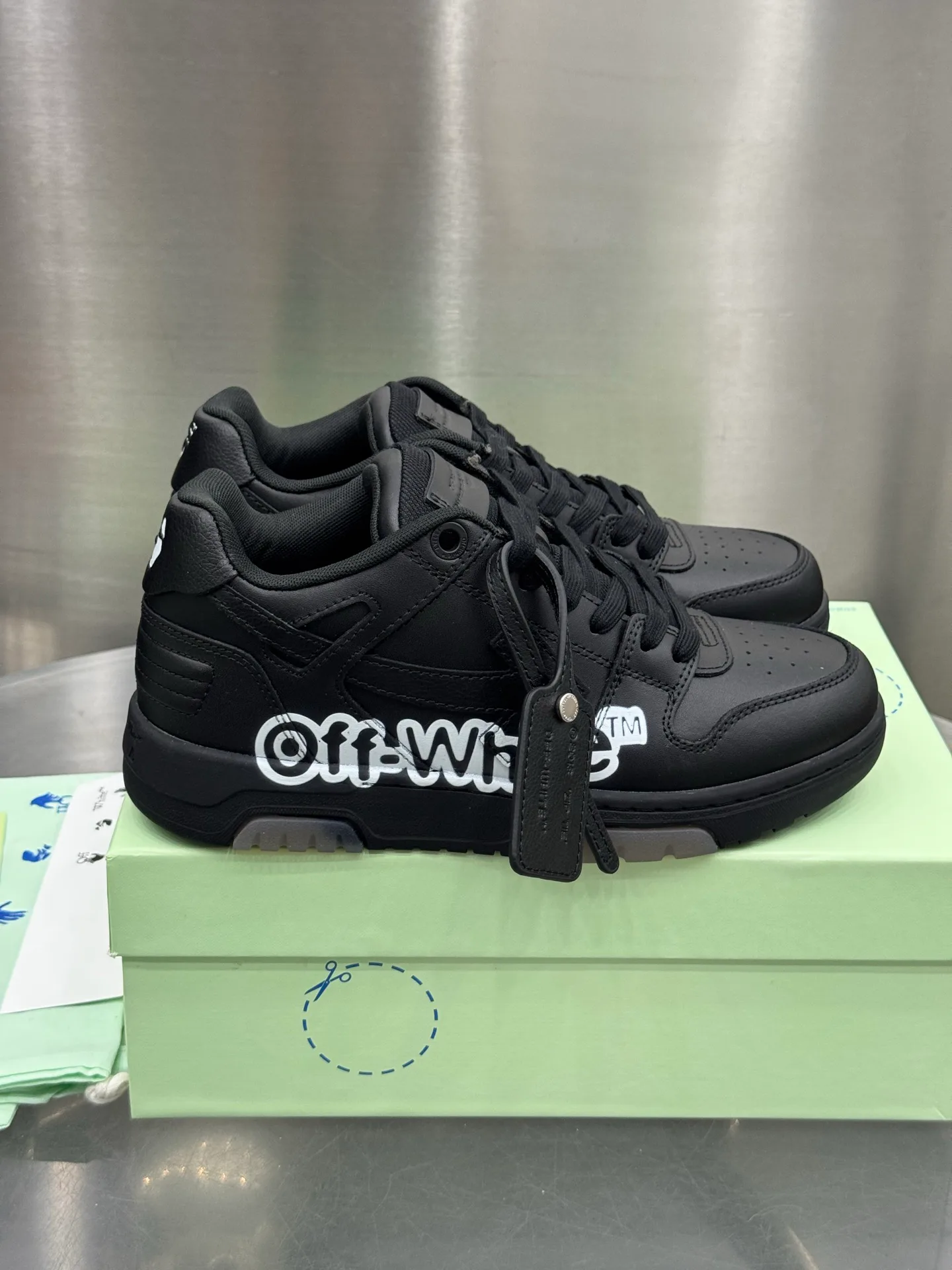 Кроссовки Женские Off-White 11751510