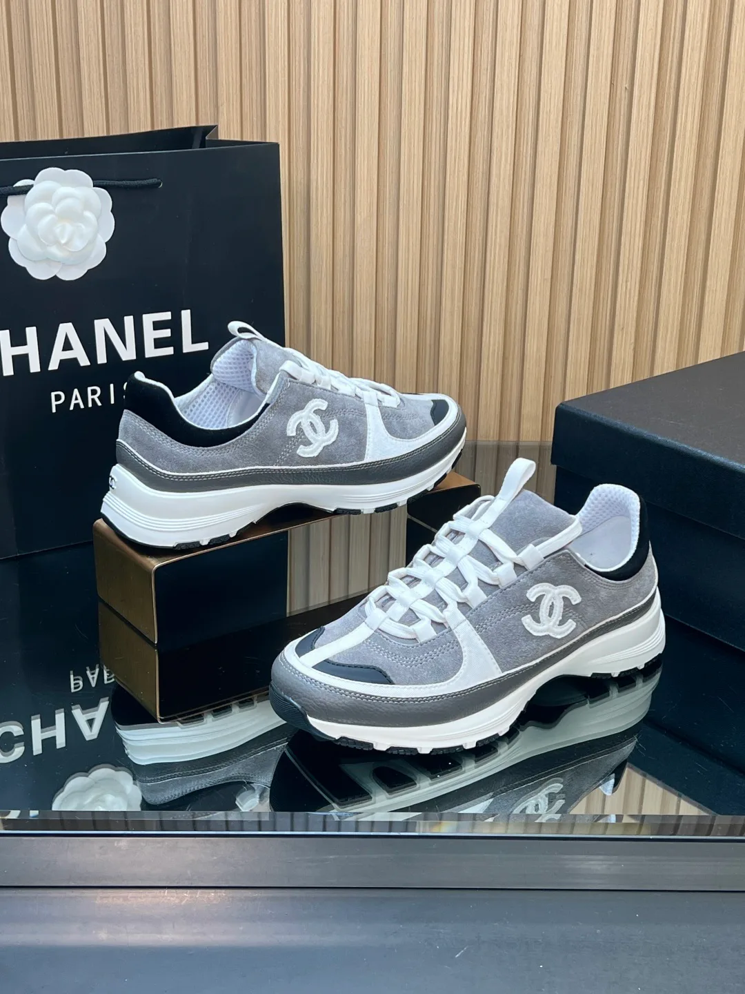 Кроссовки Женские Chanel 1731490