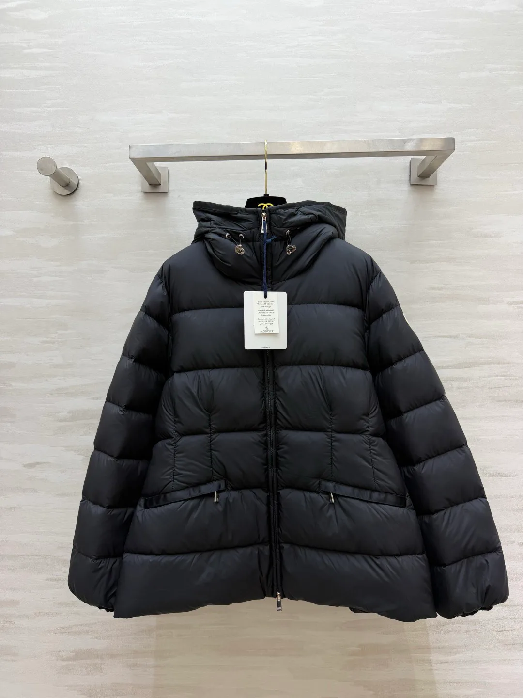 Куртки И Пуховики Женские Moncler 19018537