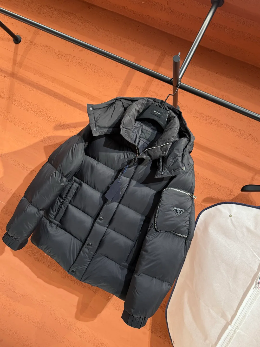 Куртки И Пуховики Женские Prada 18335685