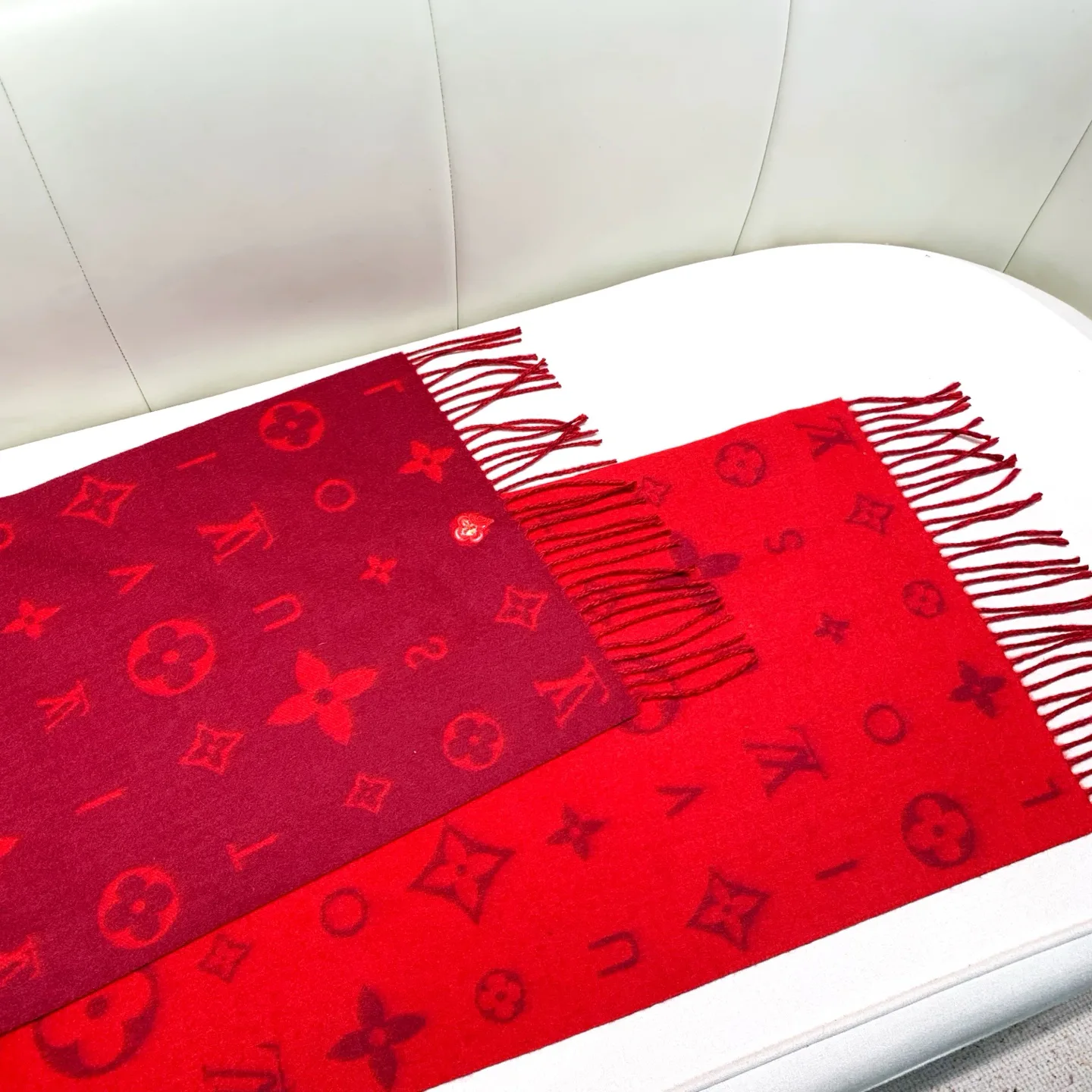 Шарфы Louis Vuitton 1049247