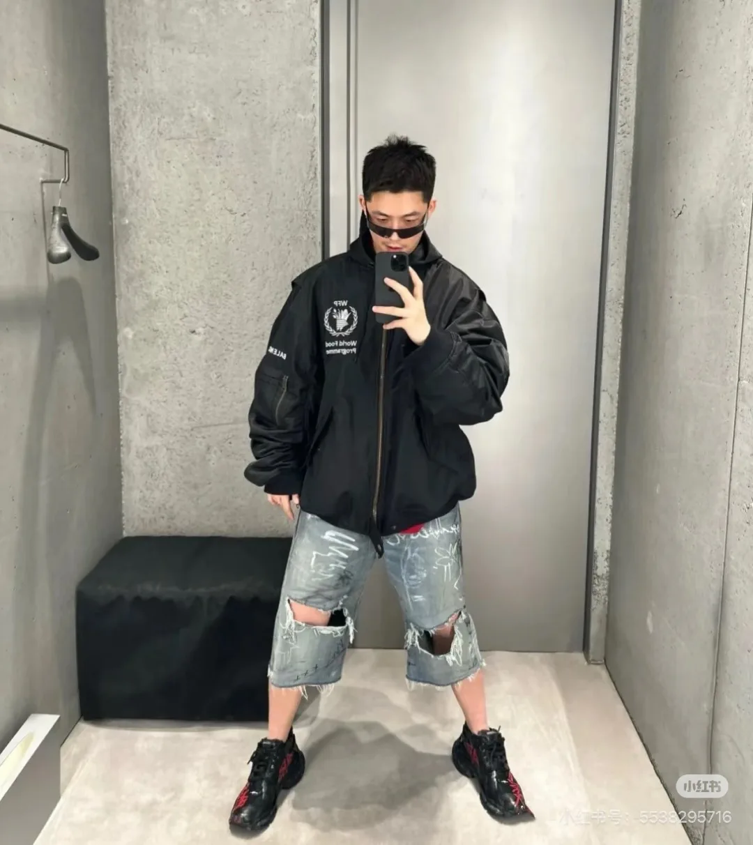 Куртки И Пуховики Мужские Balenciaga 11068118