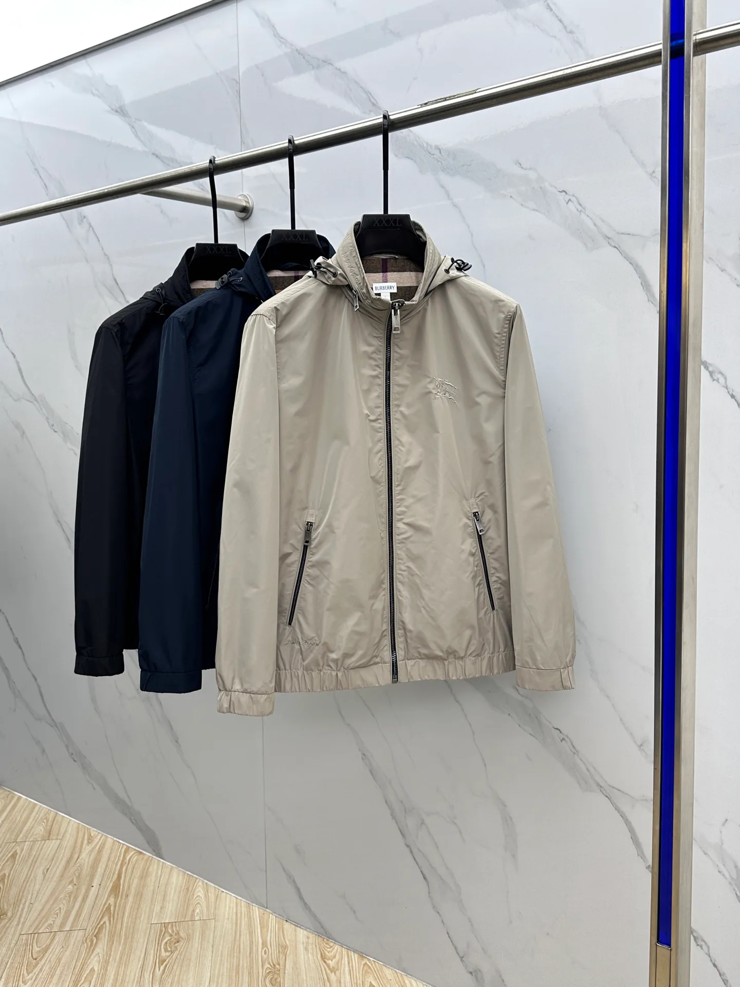 Куртки И Пуховики Мужские Burberry 18246780