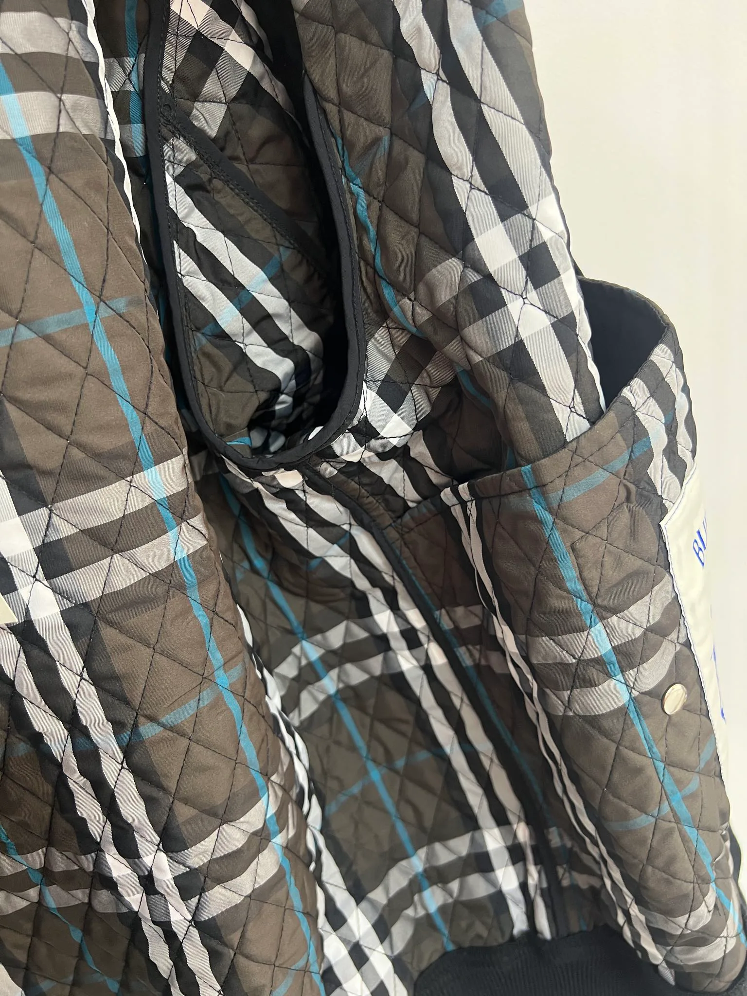 Куртки И Пуховики Женские Burberry 18415757