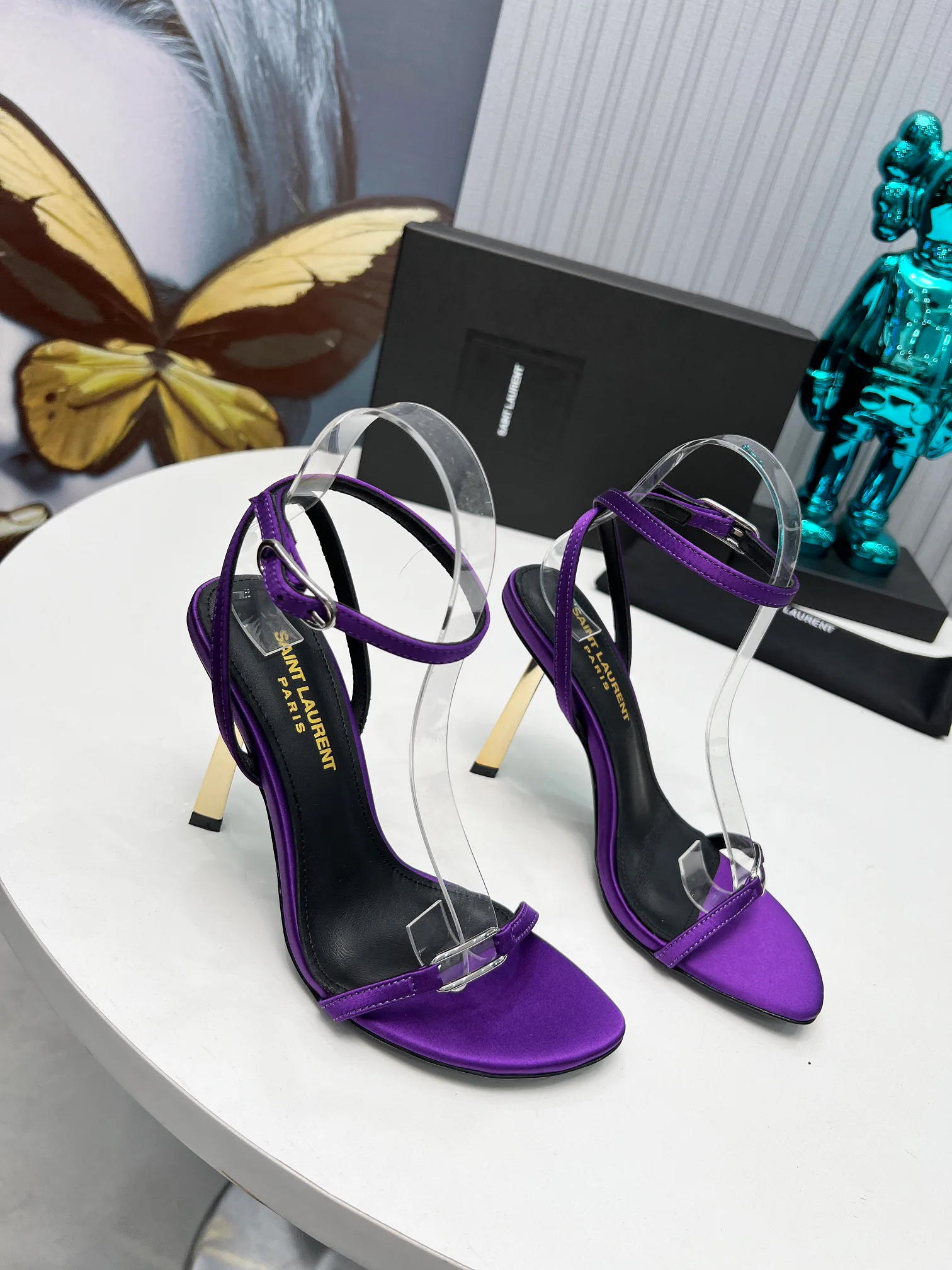 Босоножки Женские Saint Laurent 7184884