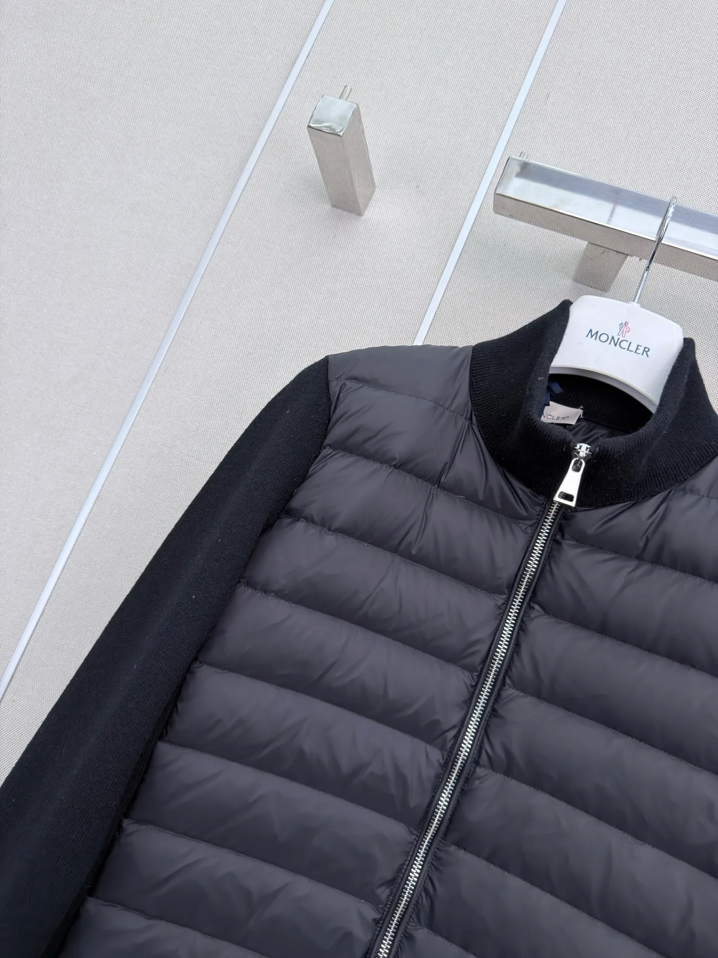 Куртки И Пуховики Женские Moncler 19181939