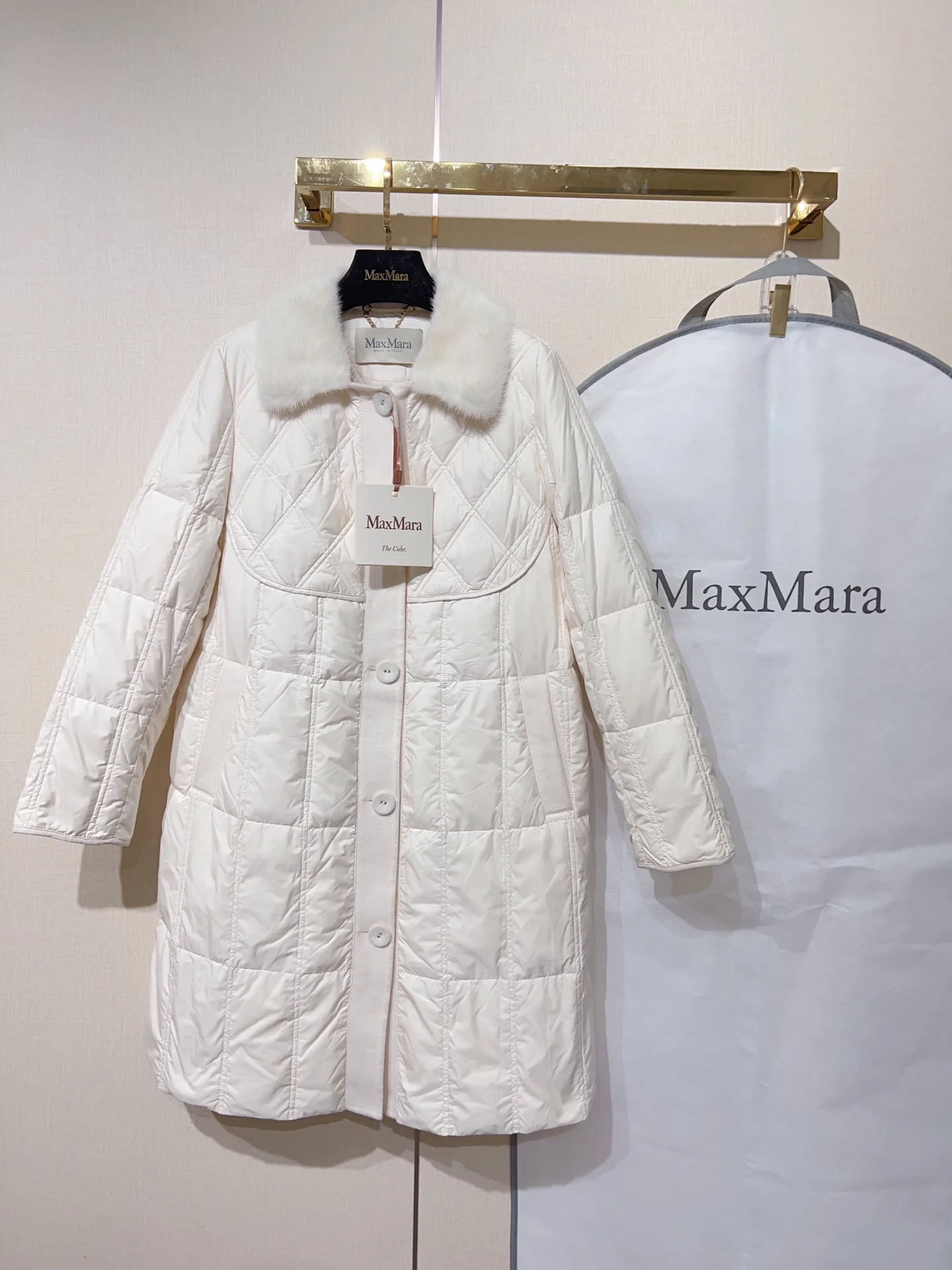 Куртки И Пуховики Женские Max Mara 18734085