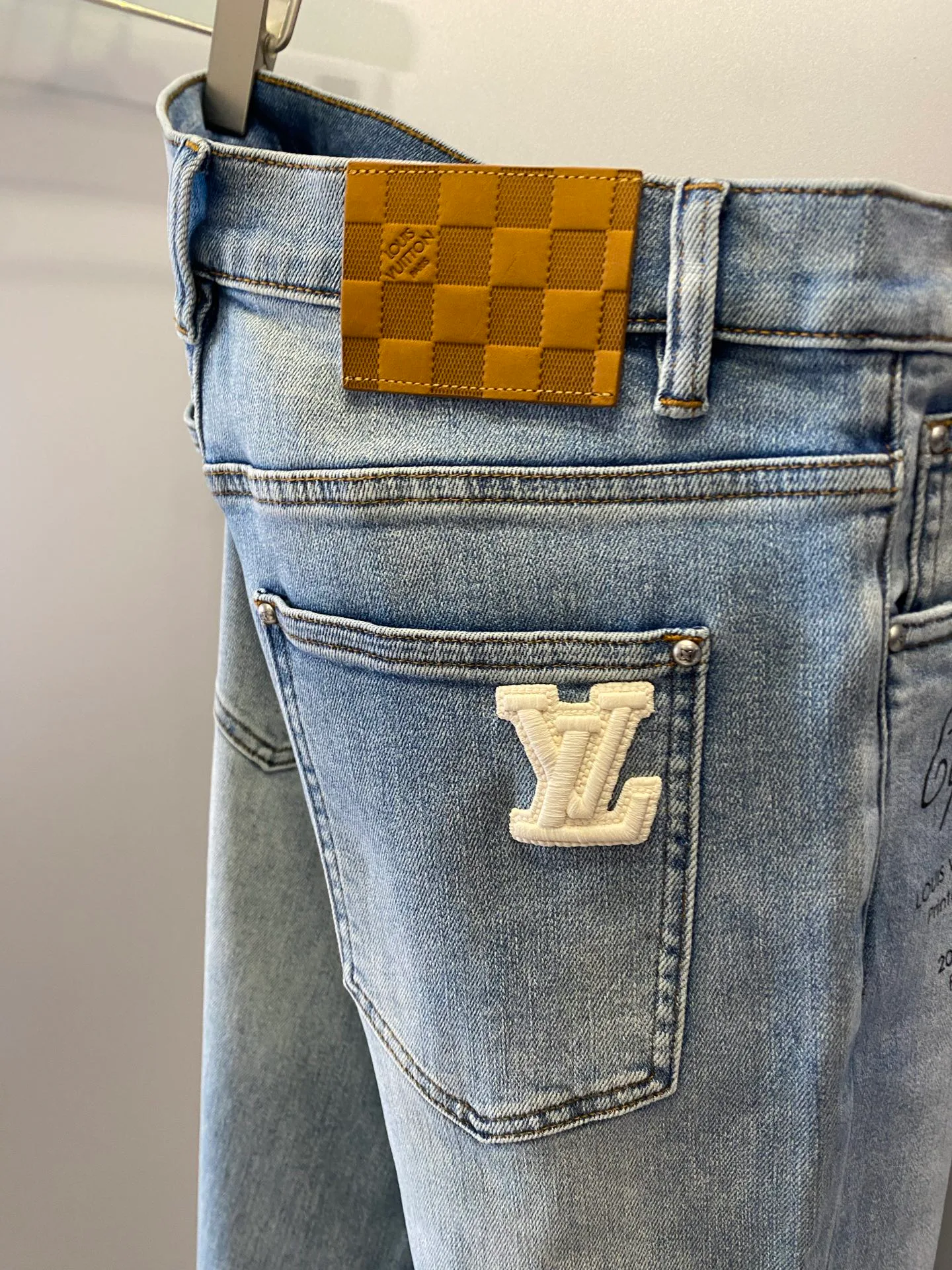 Джинсы Мужские Louis Vuitton 11661096