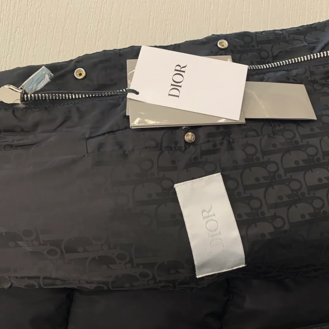 Куртки И Пуховики Женские Christian Dior 187381