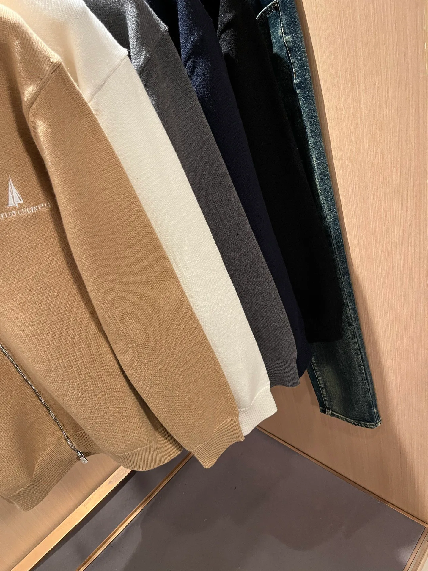 Джемперы И Свитеры Мужские Brunello Cucinelli 18395767