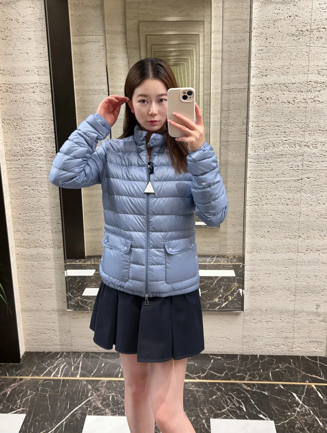 Куртки И Пуховики Женские Moncler 18989600