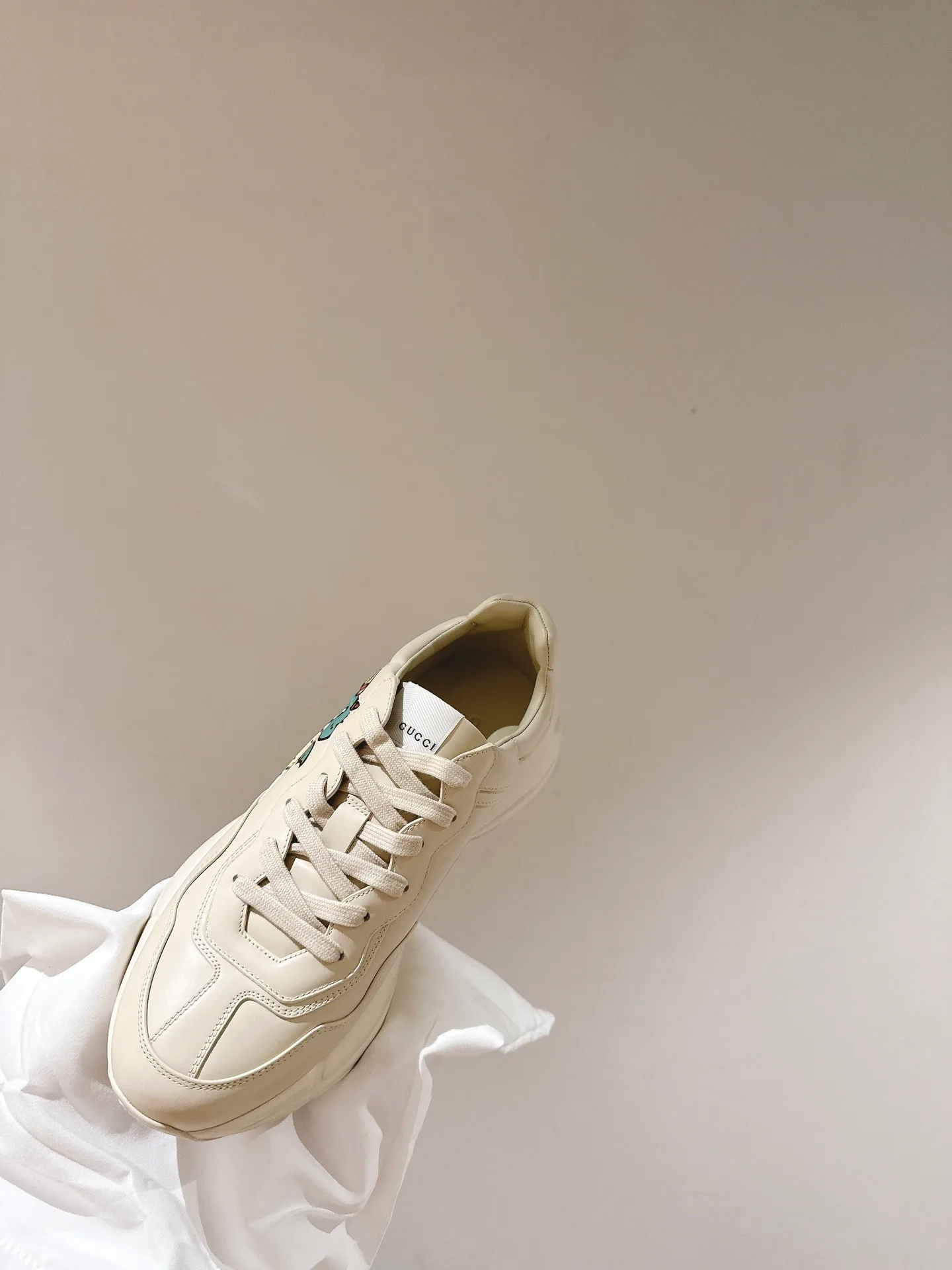 Кроссовки Женские Gucci 10199637