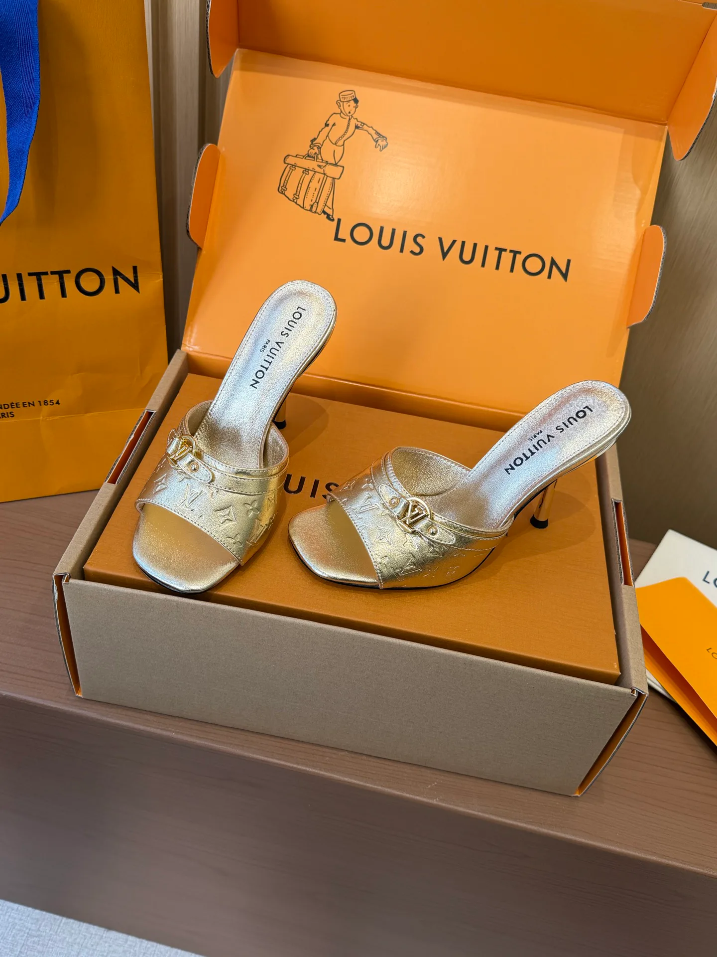 Босоножки Женские Louis Vuitton 796123