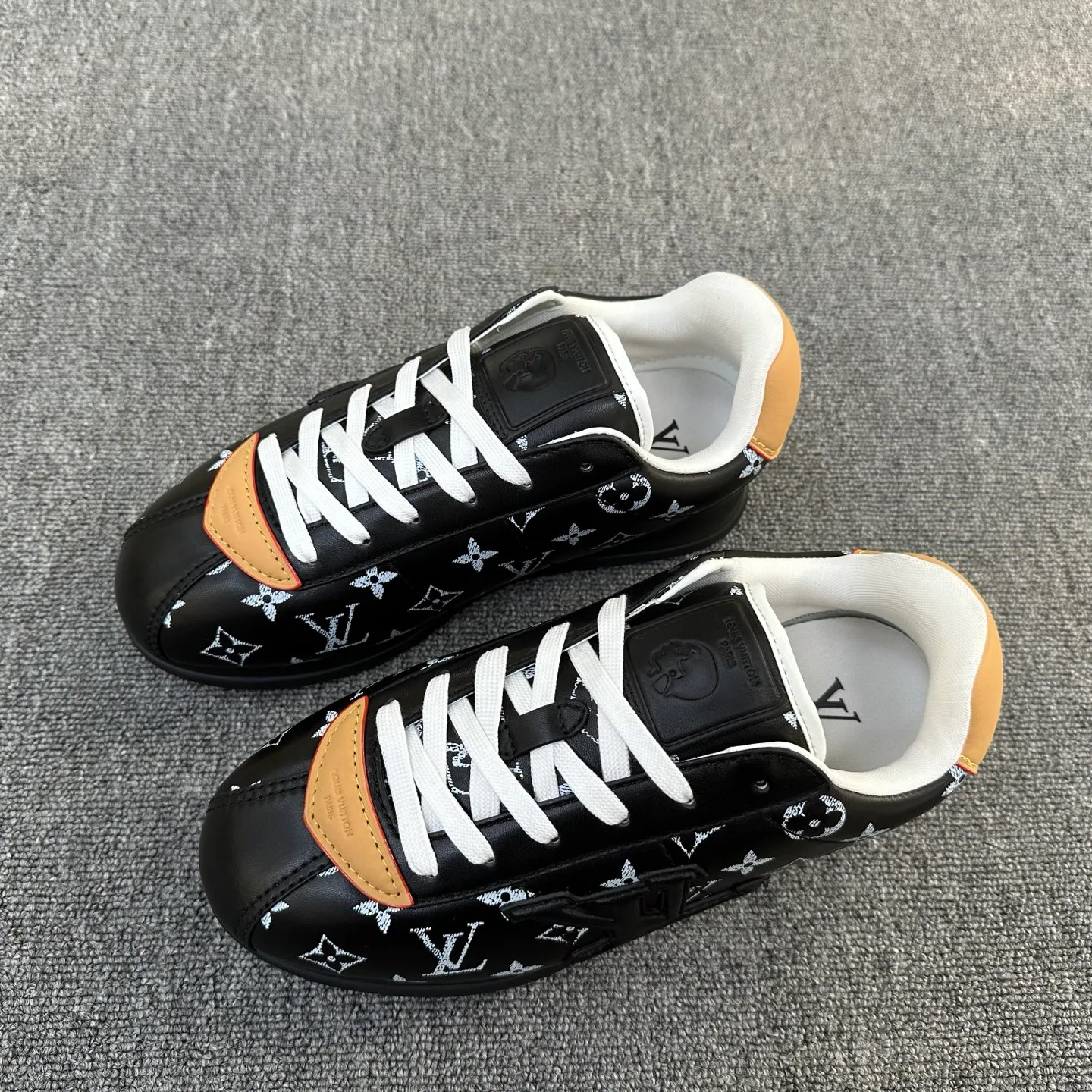 Кроссовки Мужские Louis Vuitton 1390001