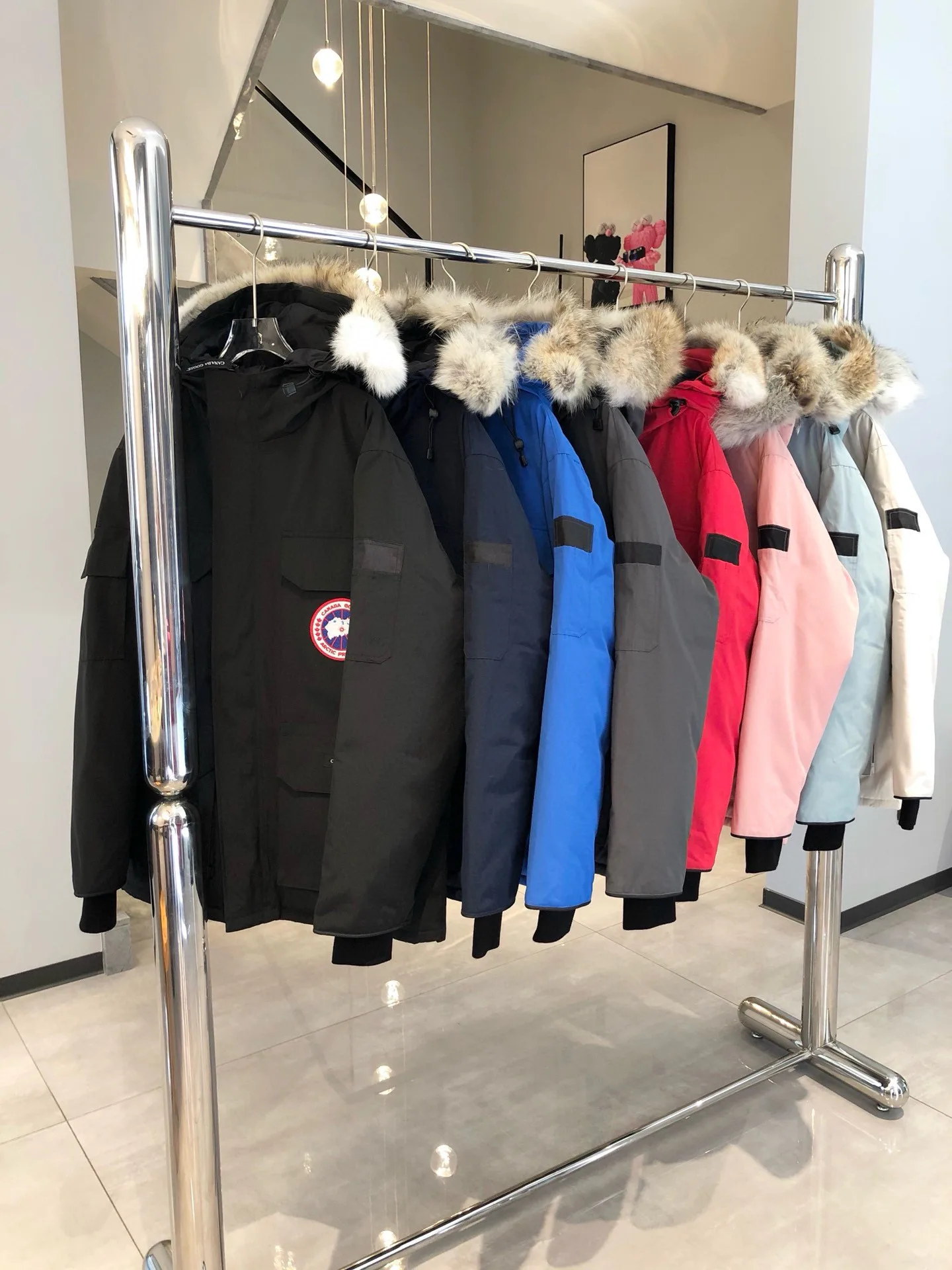 Куртки И Пуховики Женские Canada Goose 18723690