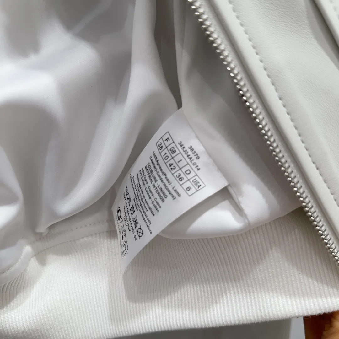 Кожаные Куртки И Дублёнки Женские Christian Dior 11695415